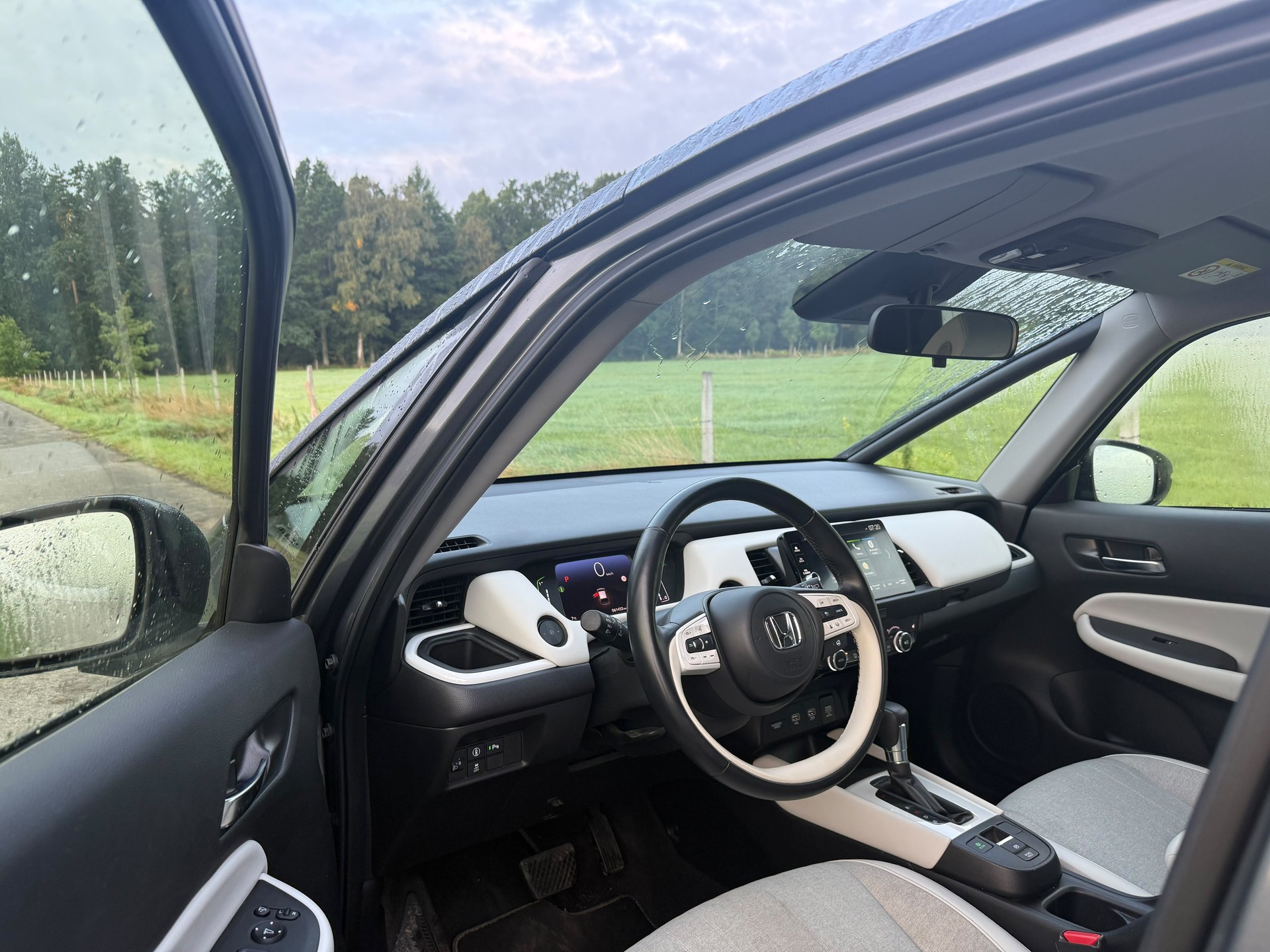 HONDA Jazz 1.5i-MMD Executive E-CVT-image-7