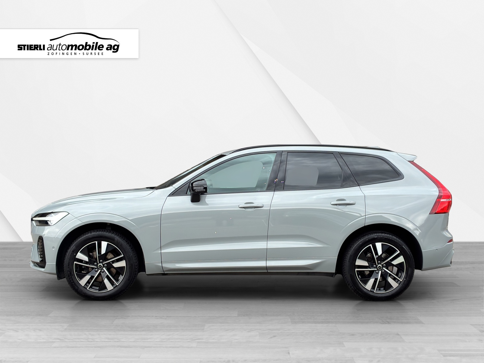 VOLVO XC60 2.0 B5 MH Plus Dark AWD-image-7