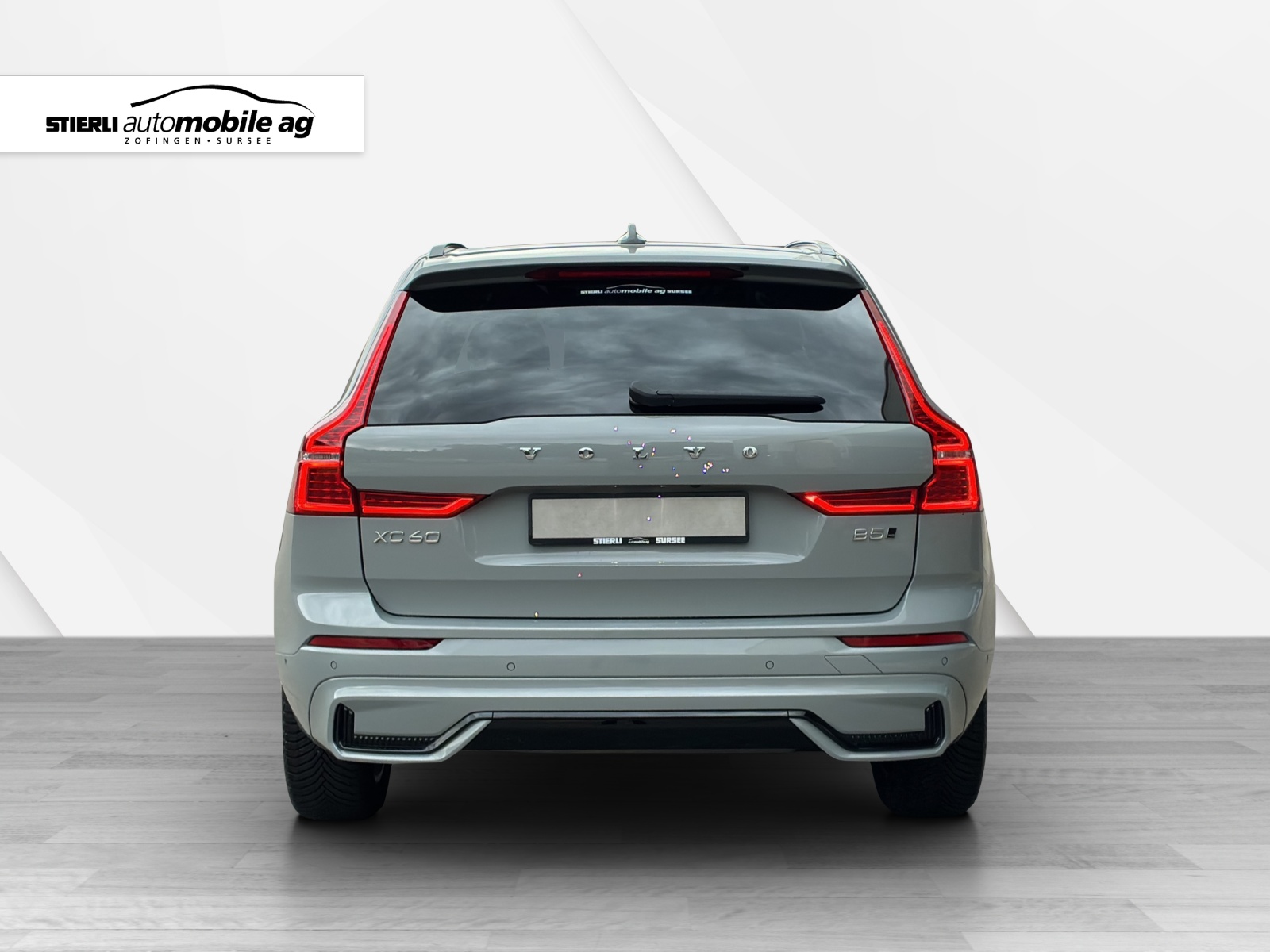 VOLVO XC60 2.0 B5 MH Plus Dark AWD-image-5
