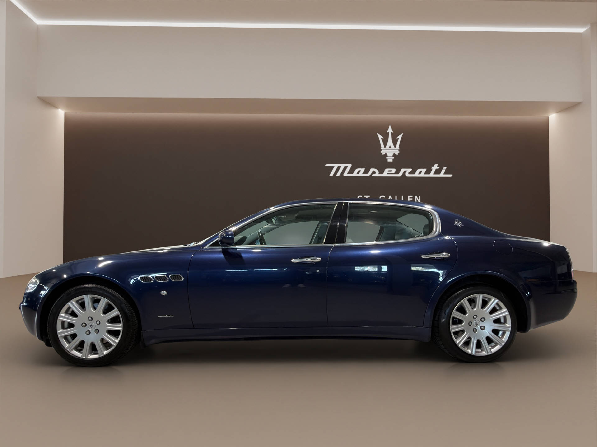 MASERATI Quattroporte 4.2 V8-image-7