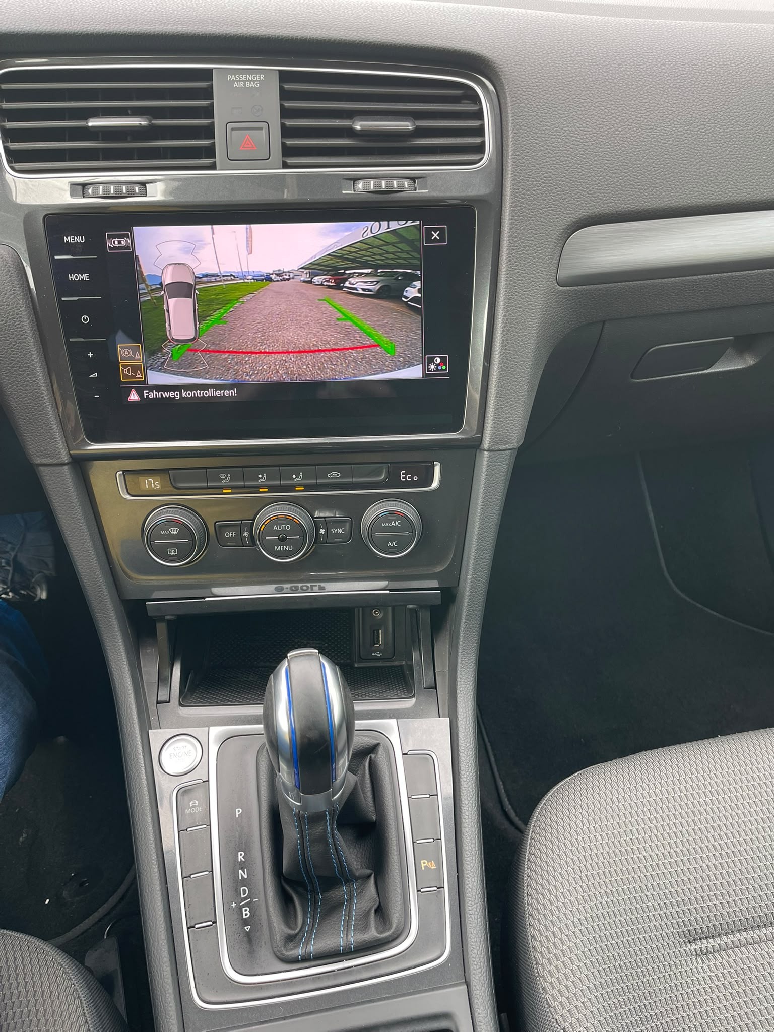 VW e-Golf-image-10