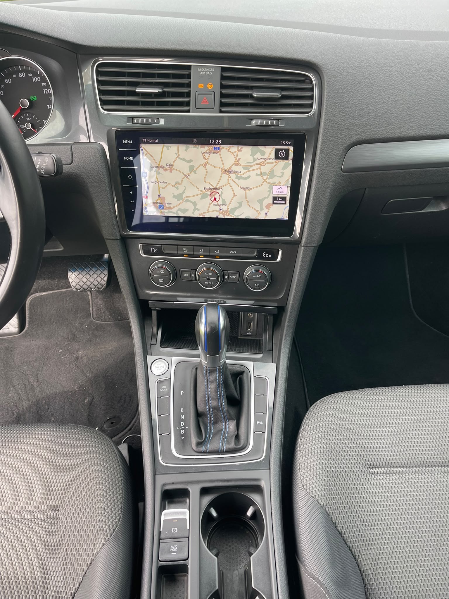 VW e-Golf-image-9
