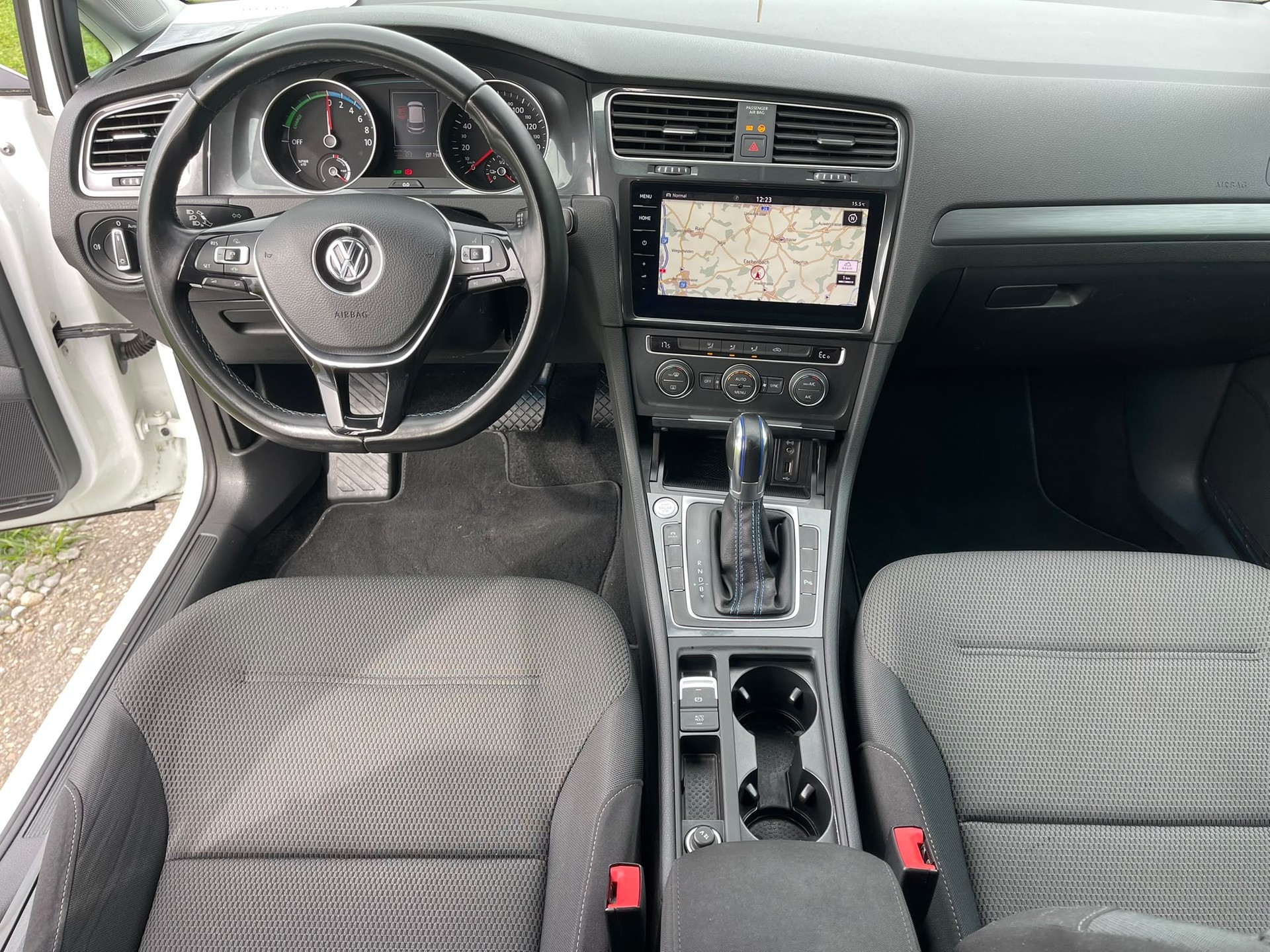 VW e-Golf-image-7