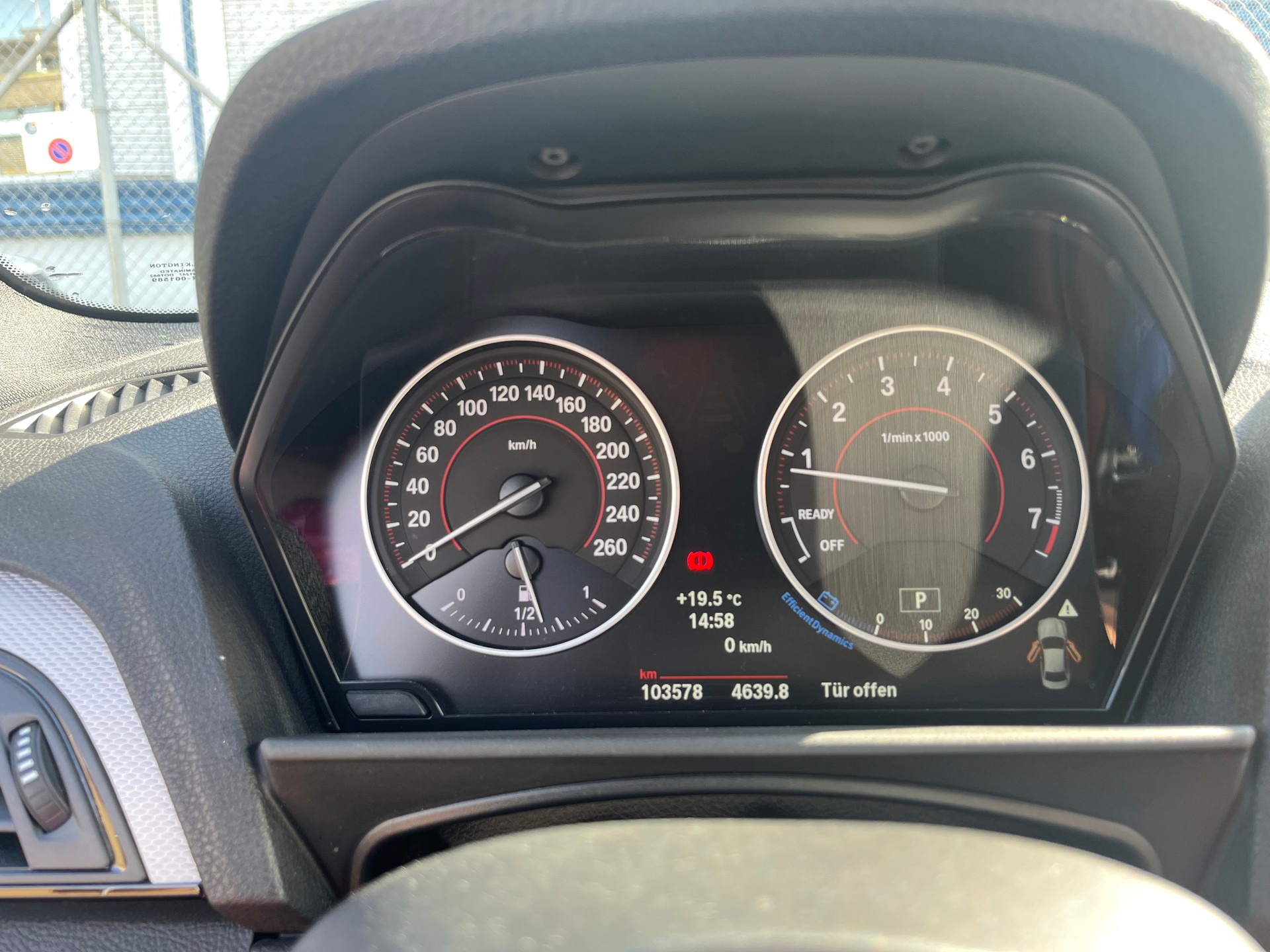 BMW M240i xDrive-image-4
