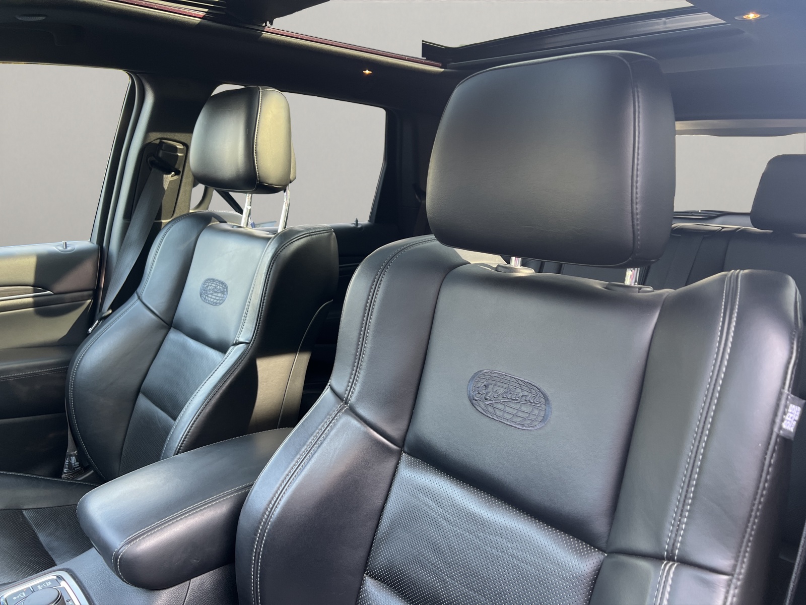 JEEP Grand Cherokee 3.0 CRD 250 Overland-image-10