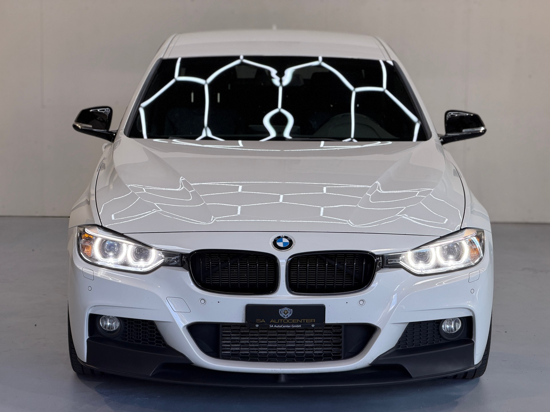 BMW 335i M-Performance Steptronic-image-2