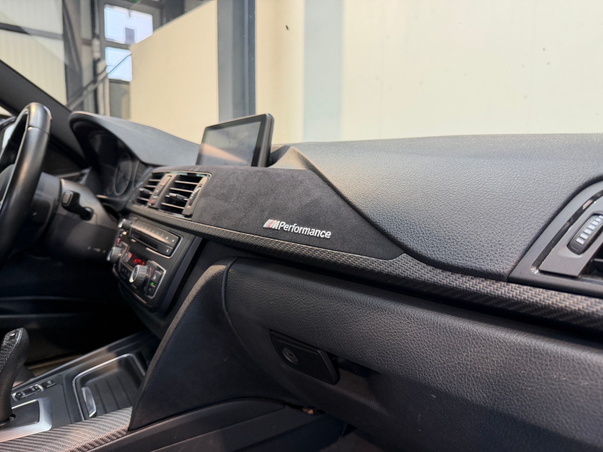 BMW 335i M-Performance Steptronic-image-13