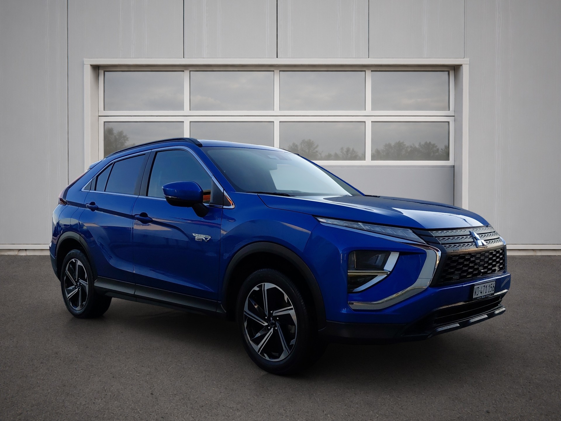 MITSUBISHI Eclipse Cross 2.4 PHEV Intense 4WD-image-1