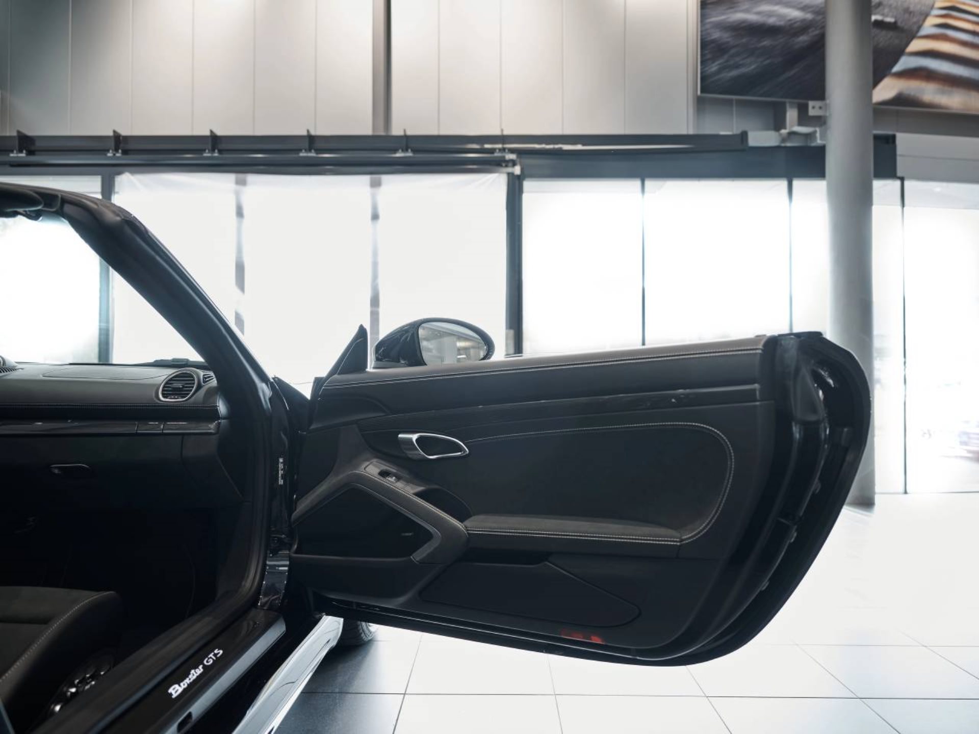 PORSCHE 718 Boxster GTS 4.0-image-28