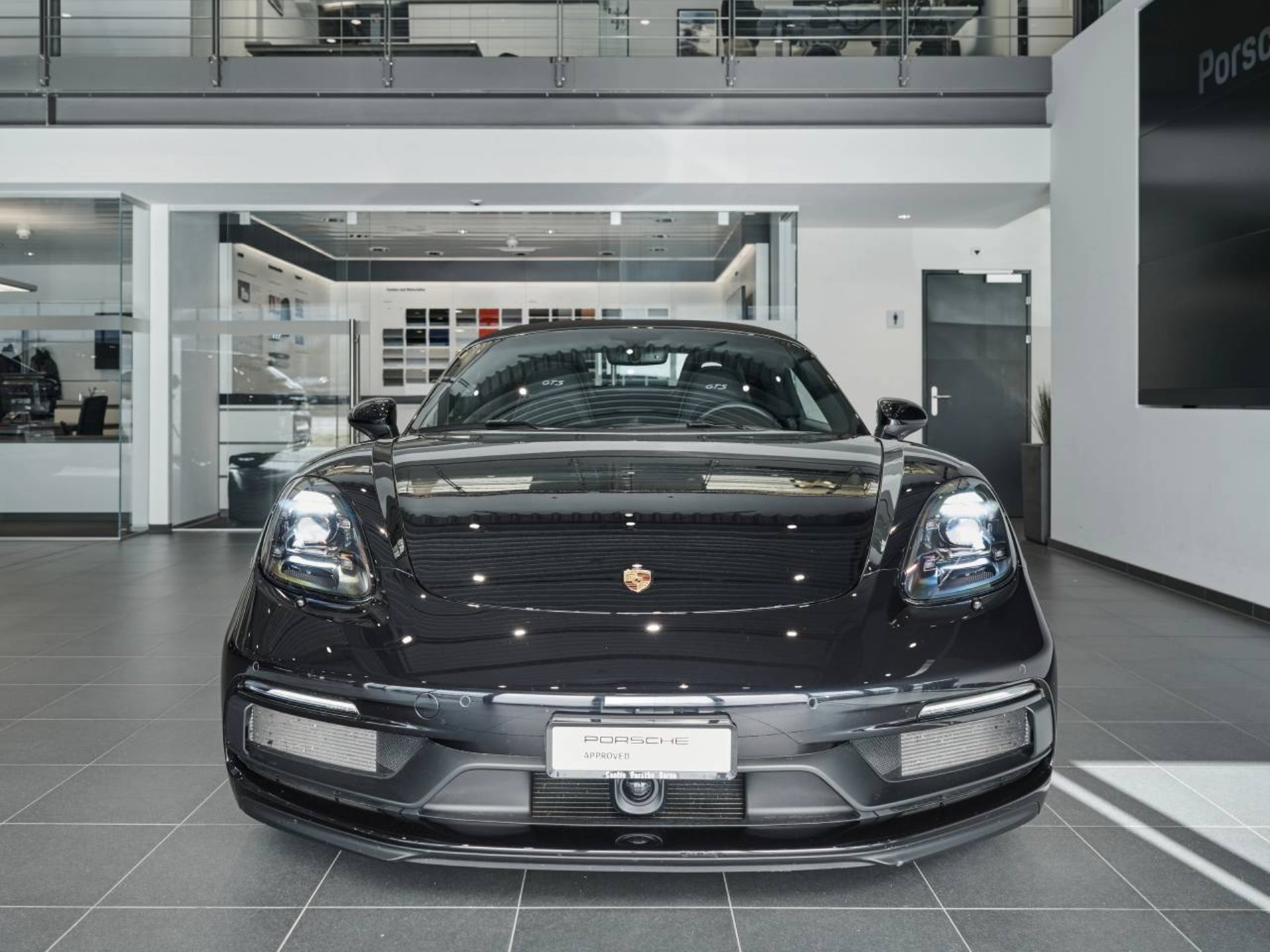 PORSCHE 718 Boxster GTS 4.0-image-19