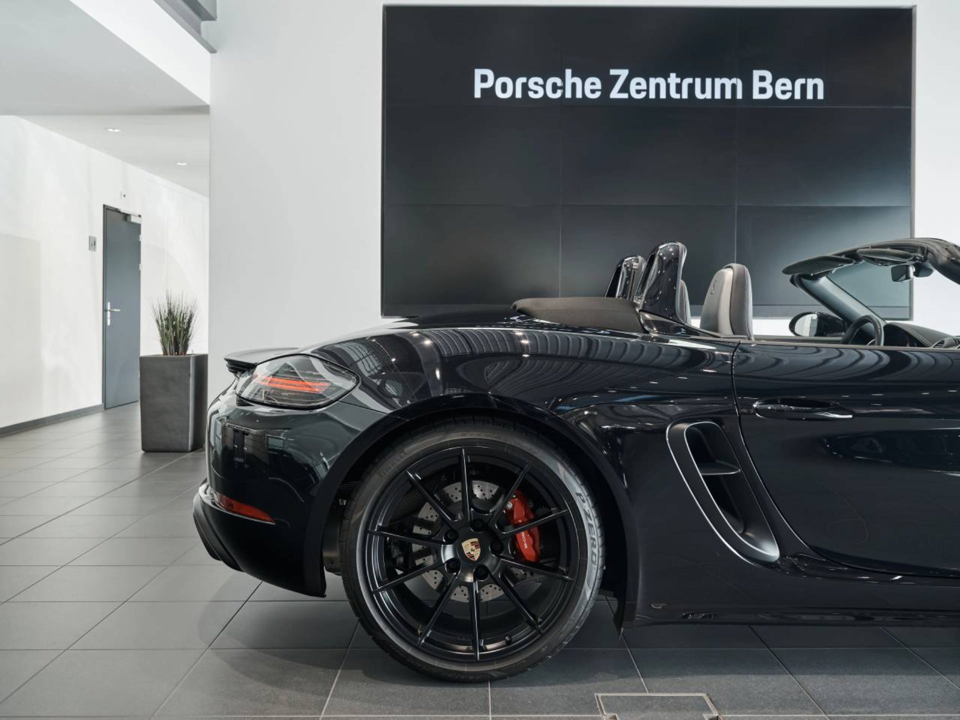 PORSCHE 718 Boxster GTS 4.0-image-11
