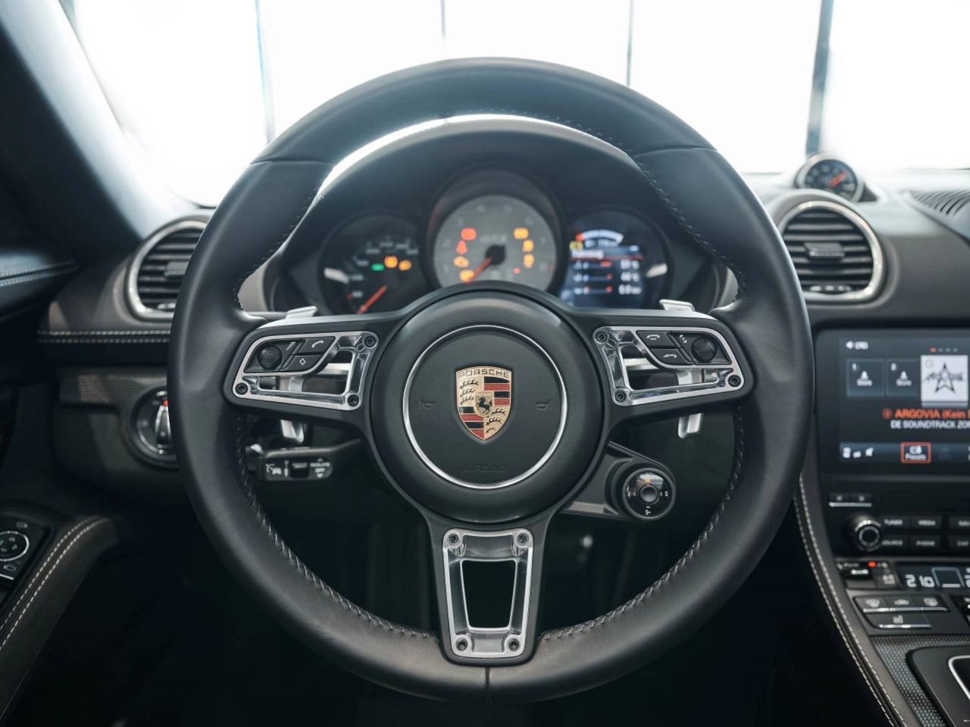 PORSCHE 718 Boxster GTS 4.0-image-22