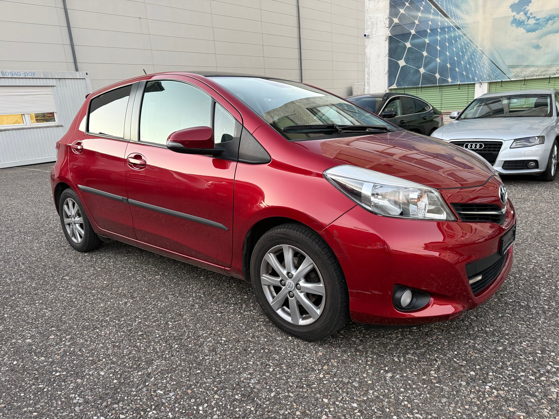 TOYOTA Yaris 1.33 Sol Premium-image-2