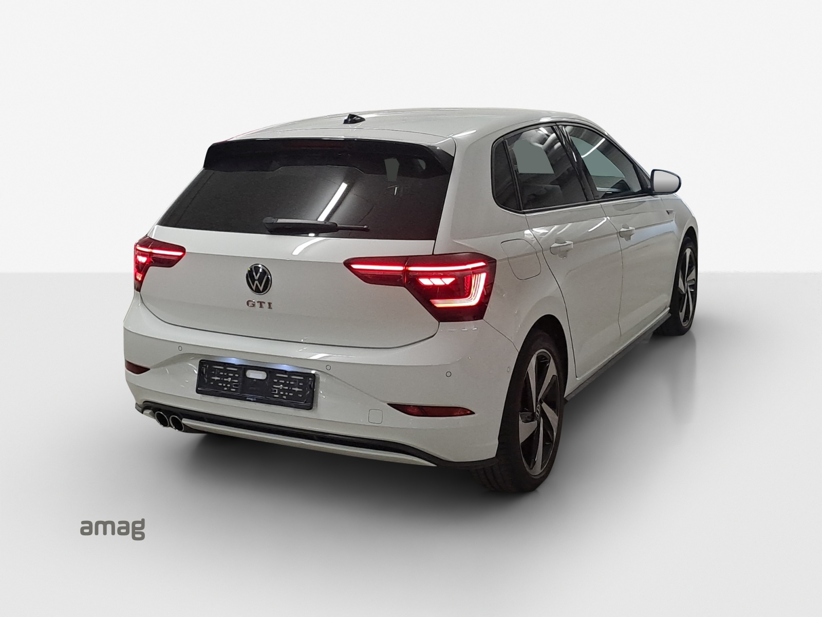 VW Polo 2.0 TSI GTI DSG-image-4