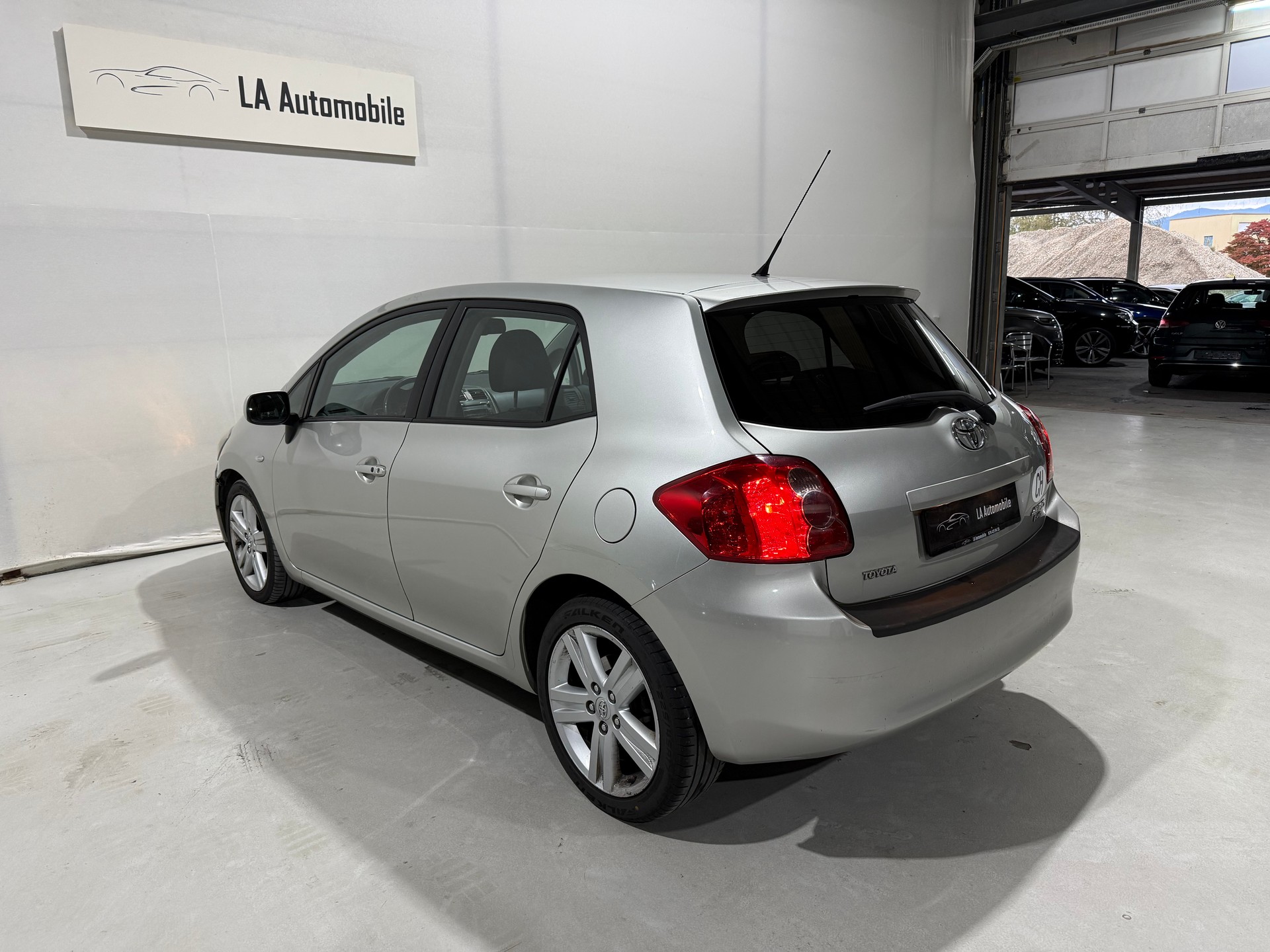 TOYOTA Auris 2.2 D-4D CleanPower Linea Sol Premium-image-10