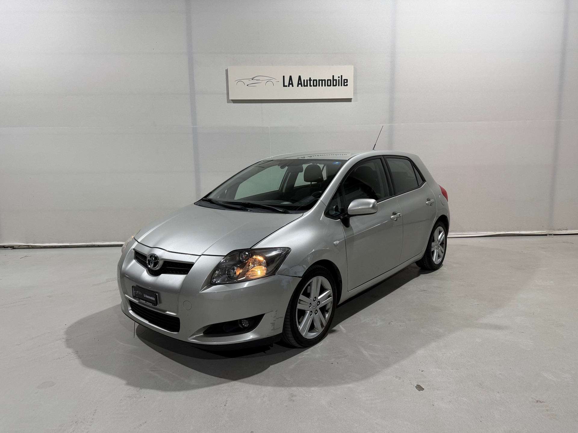 TOYOTA Auris 2.2 D-4D CleanPower Linea Sol Premium