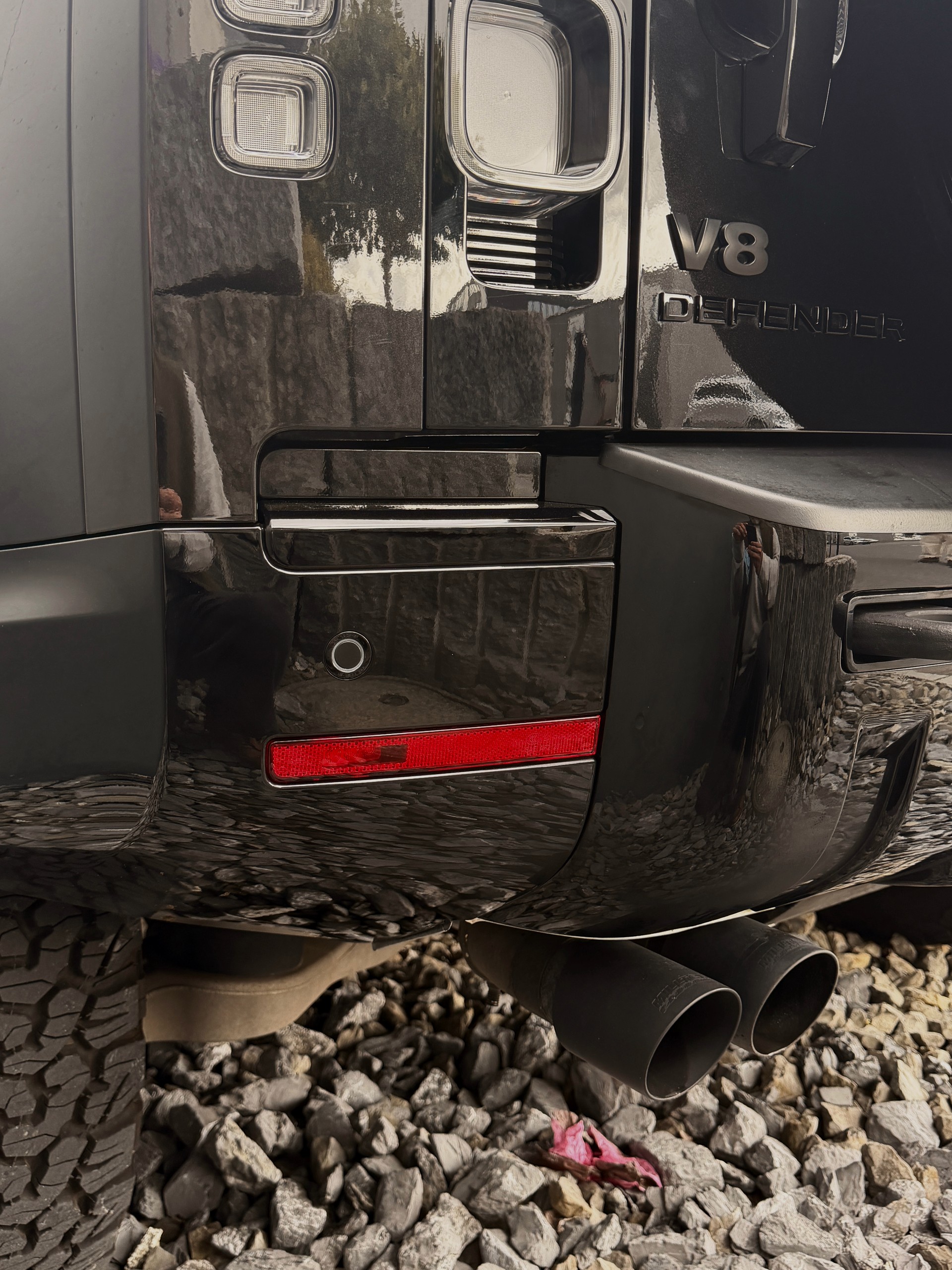 LAND ROVER Defender 110 525 V8 5.0 AT8-image-5
