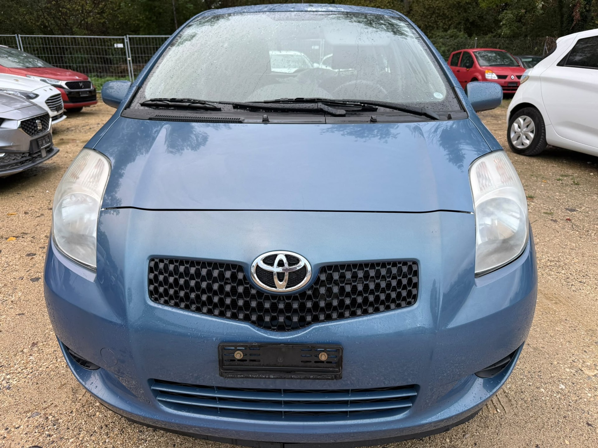 TOYOTA YARIS-image-4