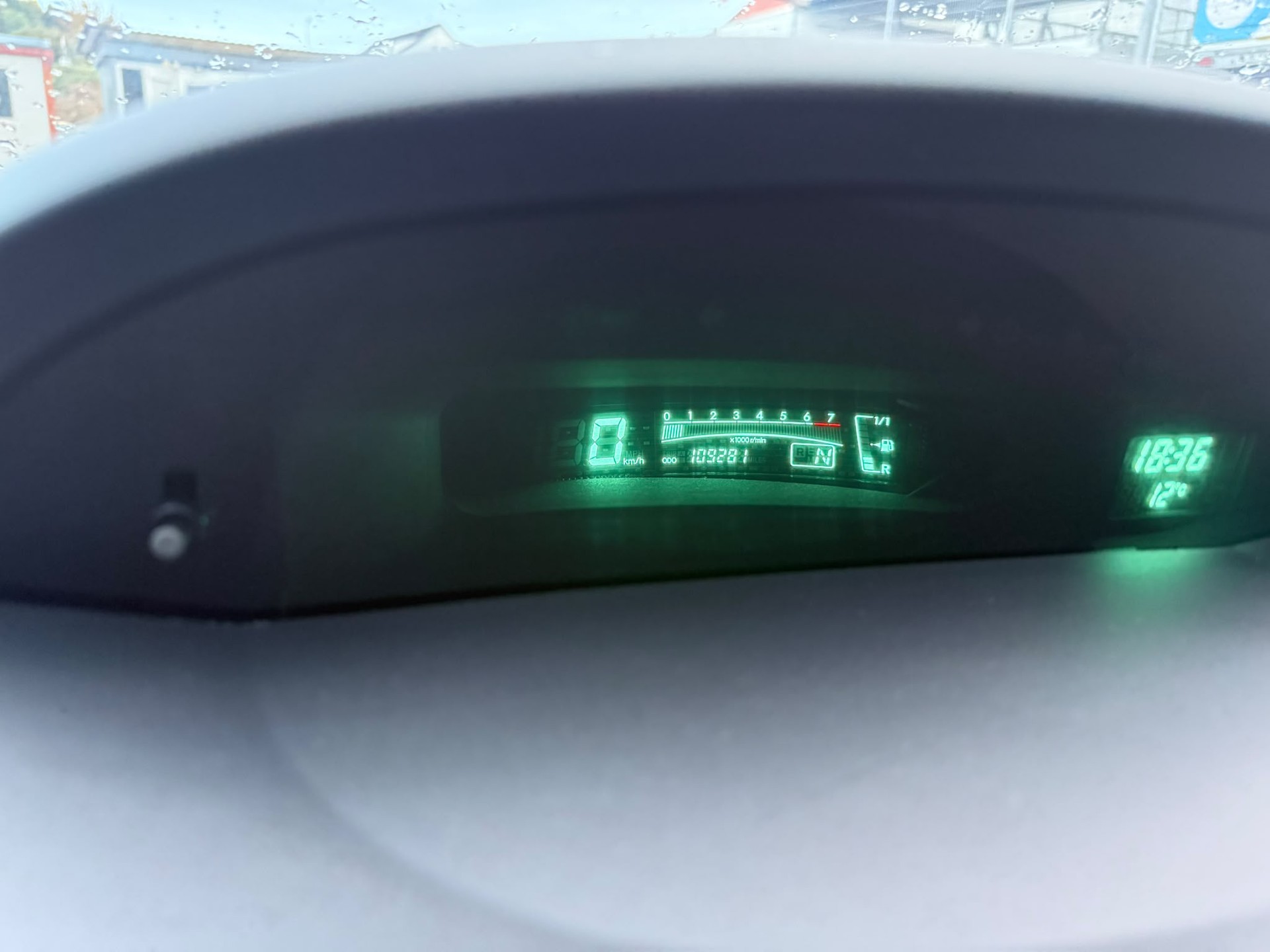 TOYOTA YARIS-image-13