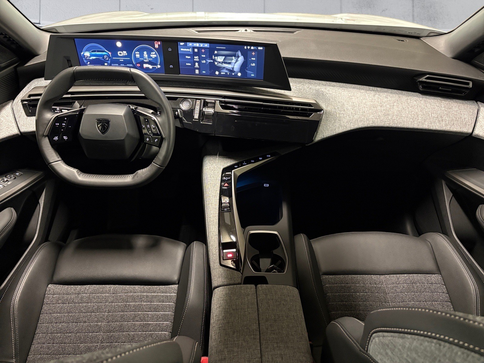 PEUGEOT 5008 145 Hybrid e-DCS6 Allure-image-11