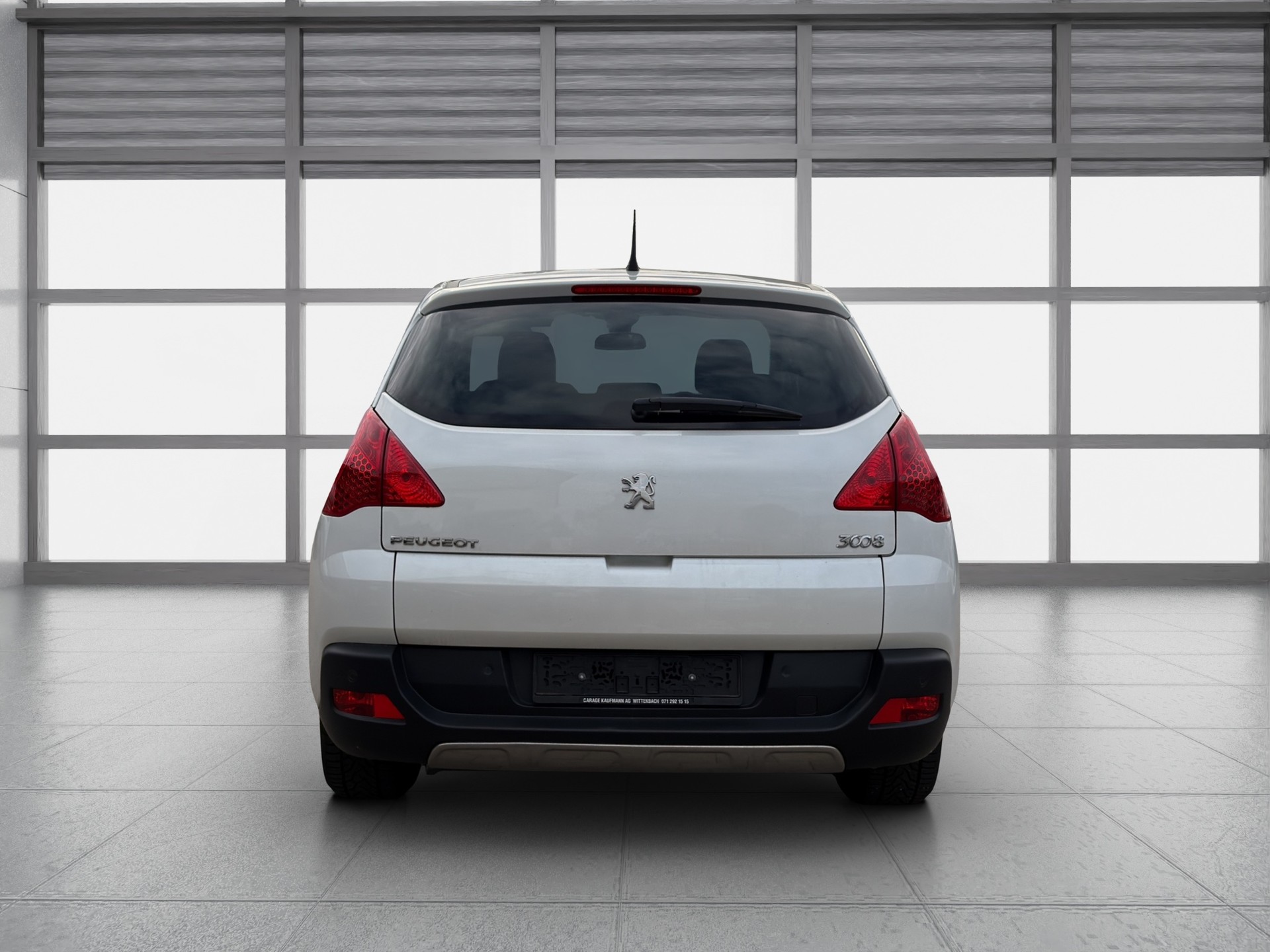 PEUGEOT 3008 2.0 HDI Swiss Edition Tiptronic-image-5