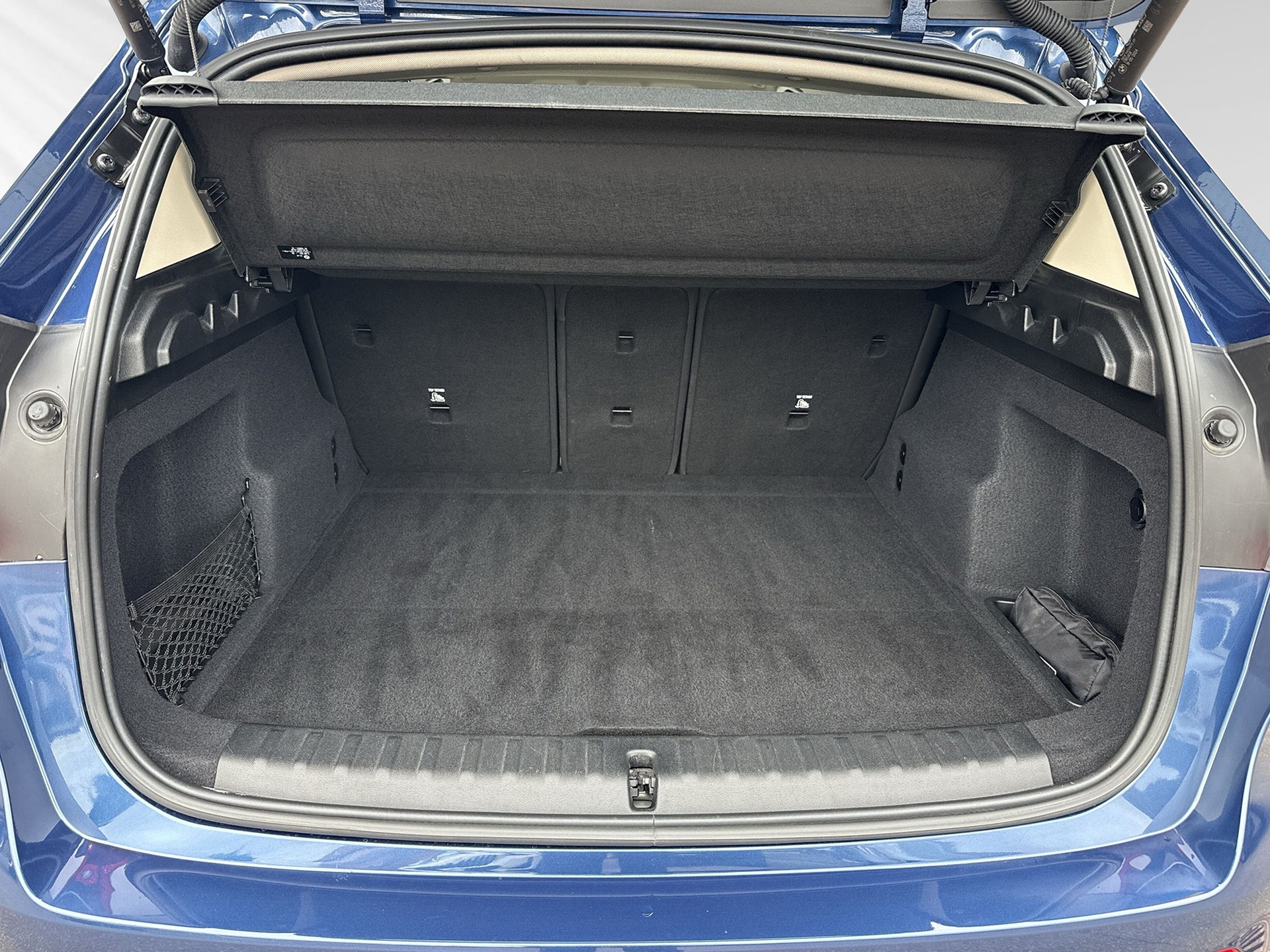 BMW X1 sDrive 18i xLine-image-7