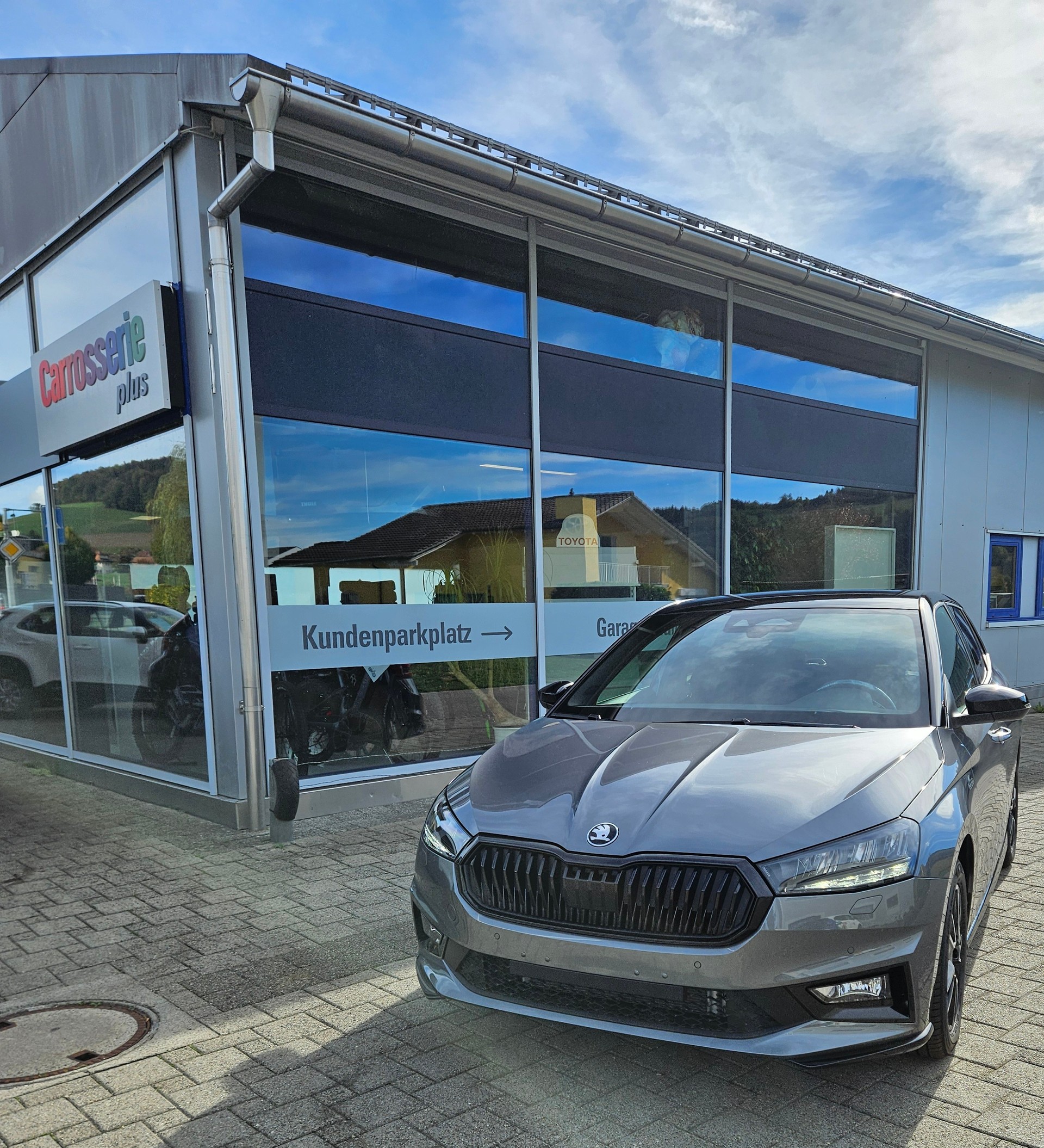 SKODA Fabia 1.0 TSI Monte Carlo DSG-image-0