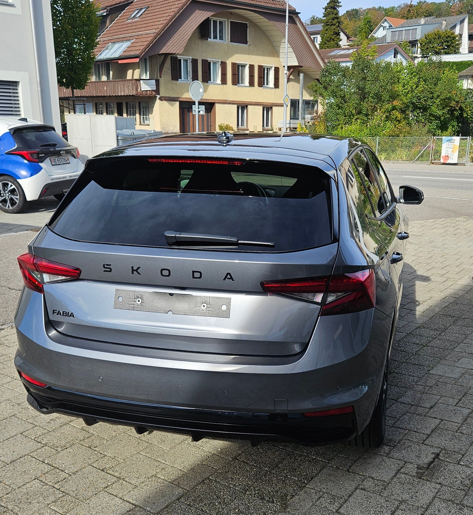 SKODA Fabia 1.0 TSI Monte Carlo DSG-image-1