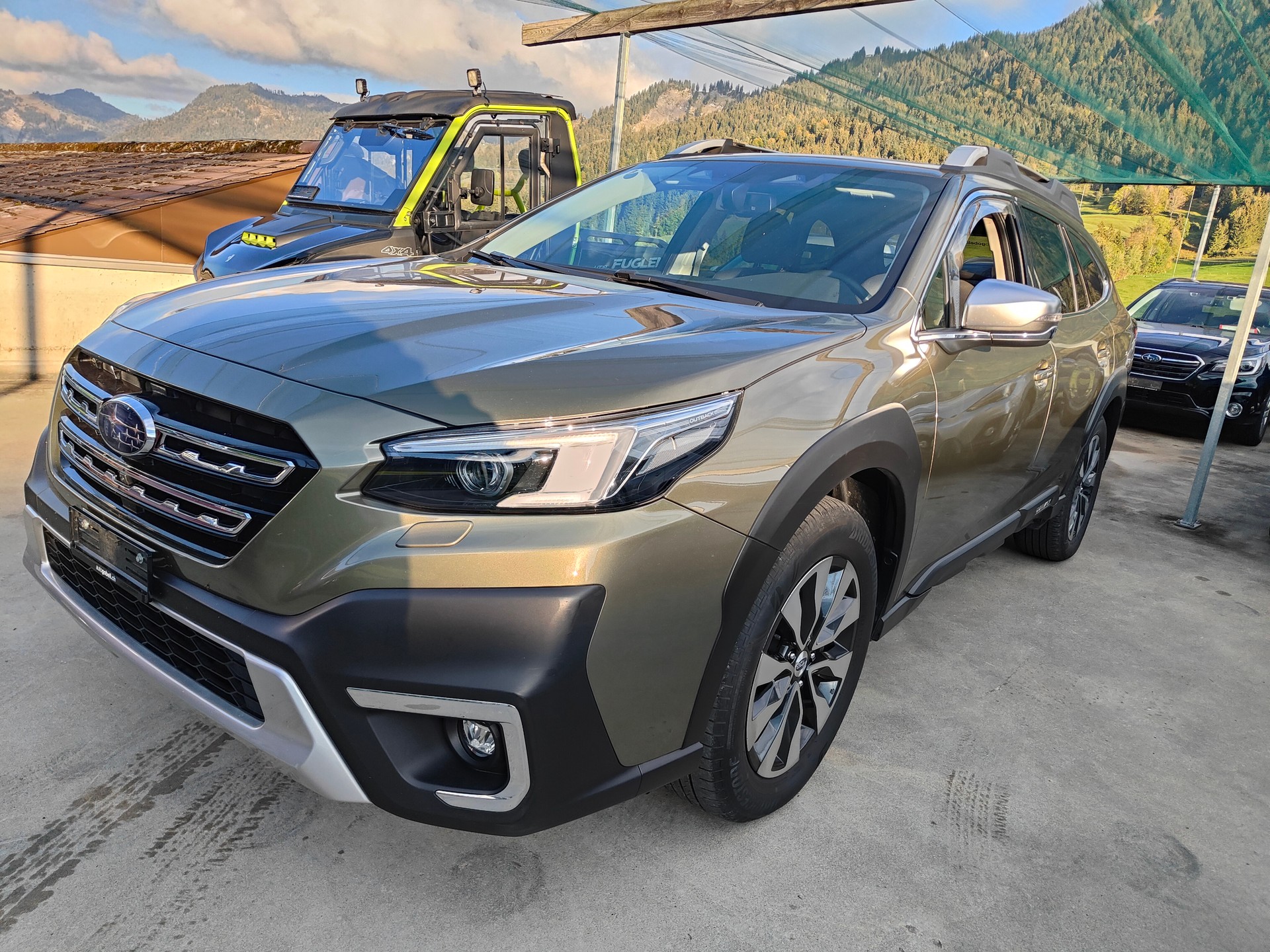 SUBARU Outback 2.5i Luxury AWD Lineartronic