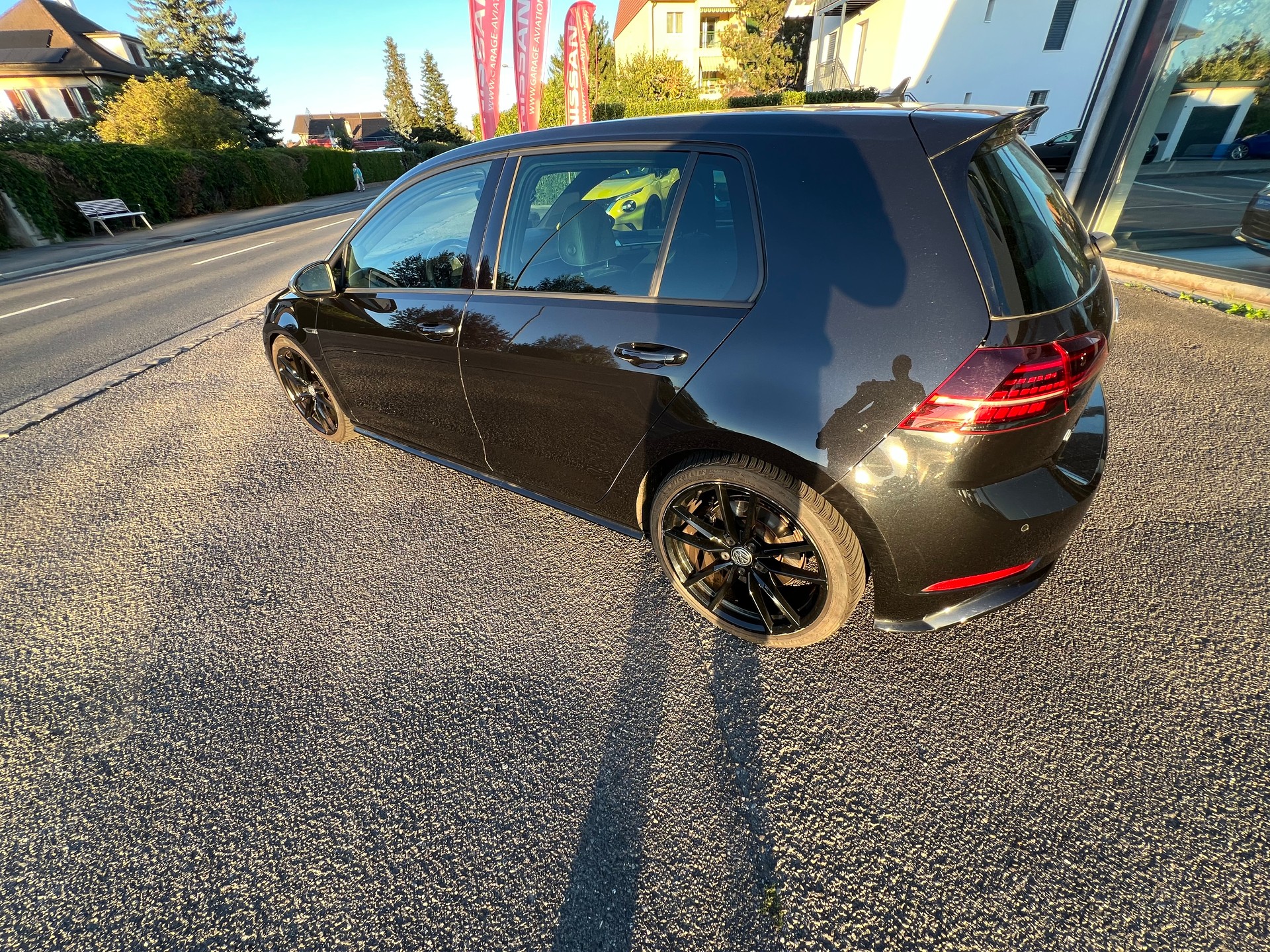 VW 2.0 TSI R 310 DSG 4motion-image-3