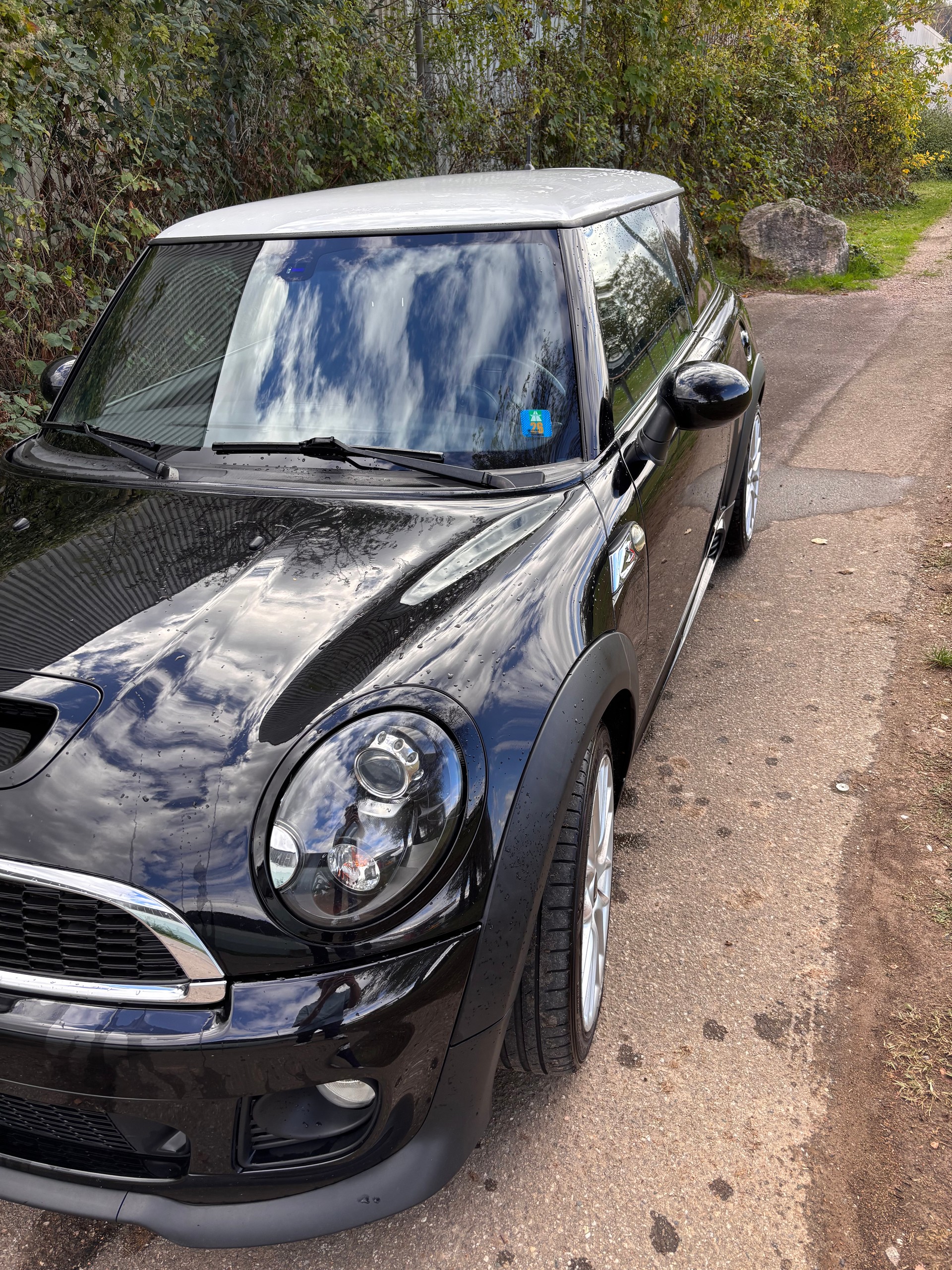 MINI 1.6i Cooper S-image-1