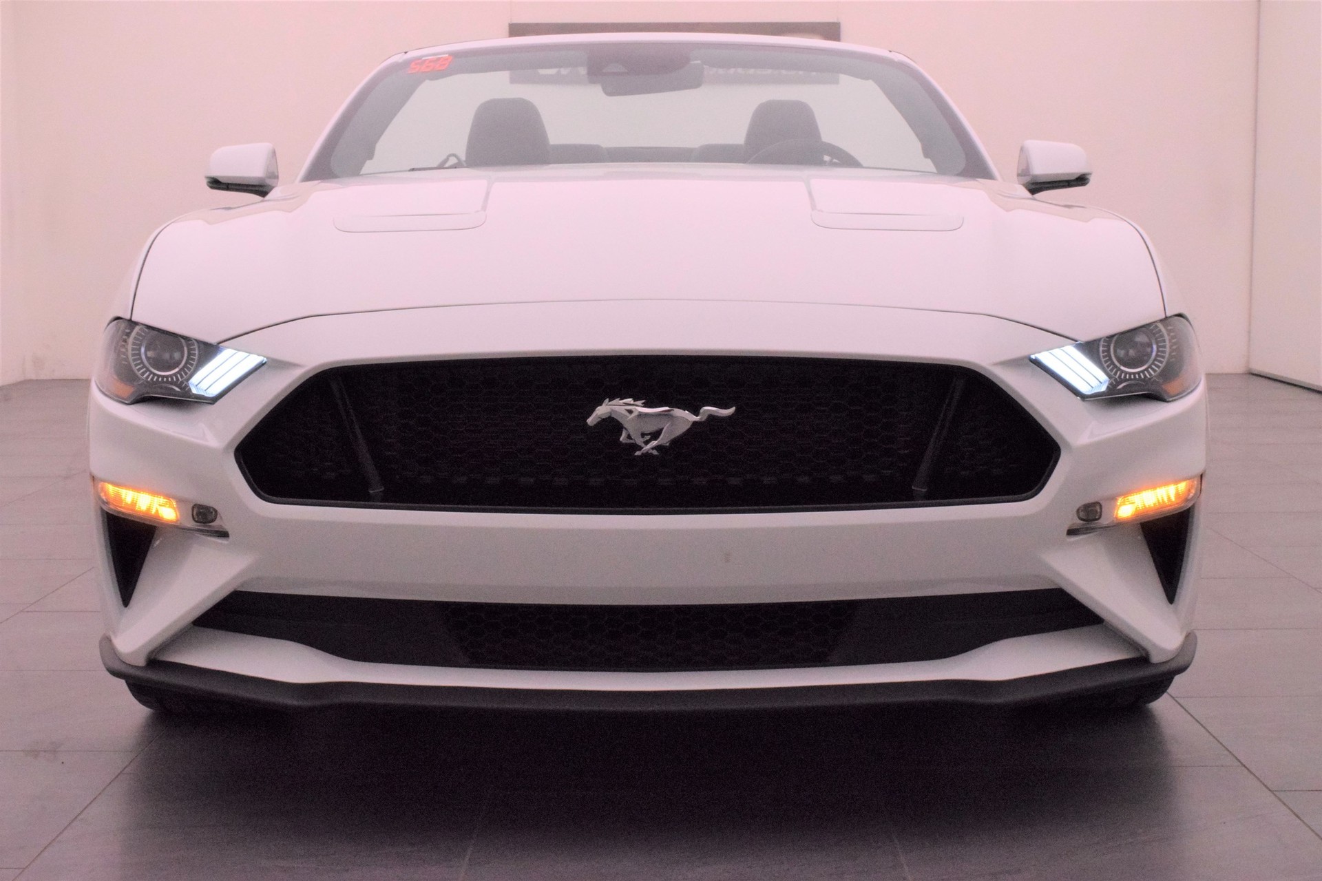 FORD Mustang 5.0 GT Convertible 55 Years-image-2