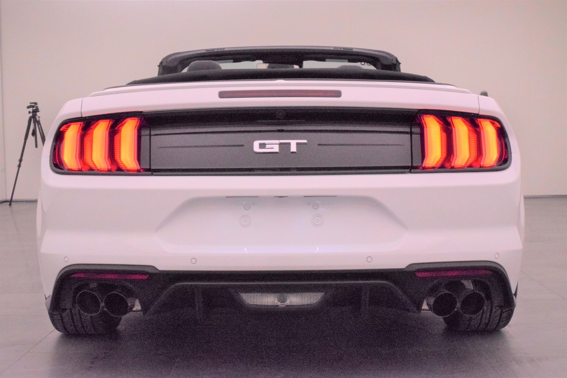 FORD Mustang 5.0 GT Convertible 55 Years-image-5