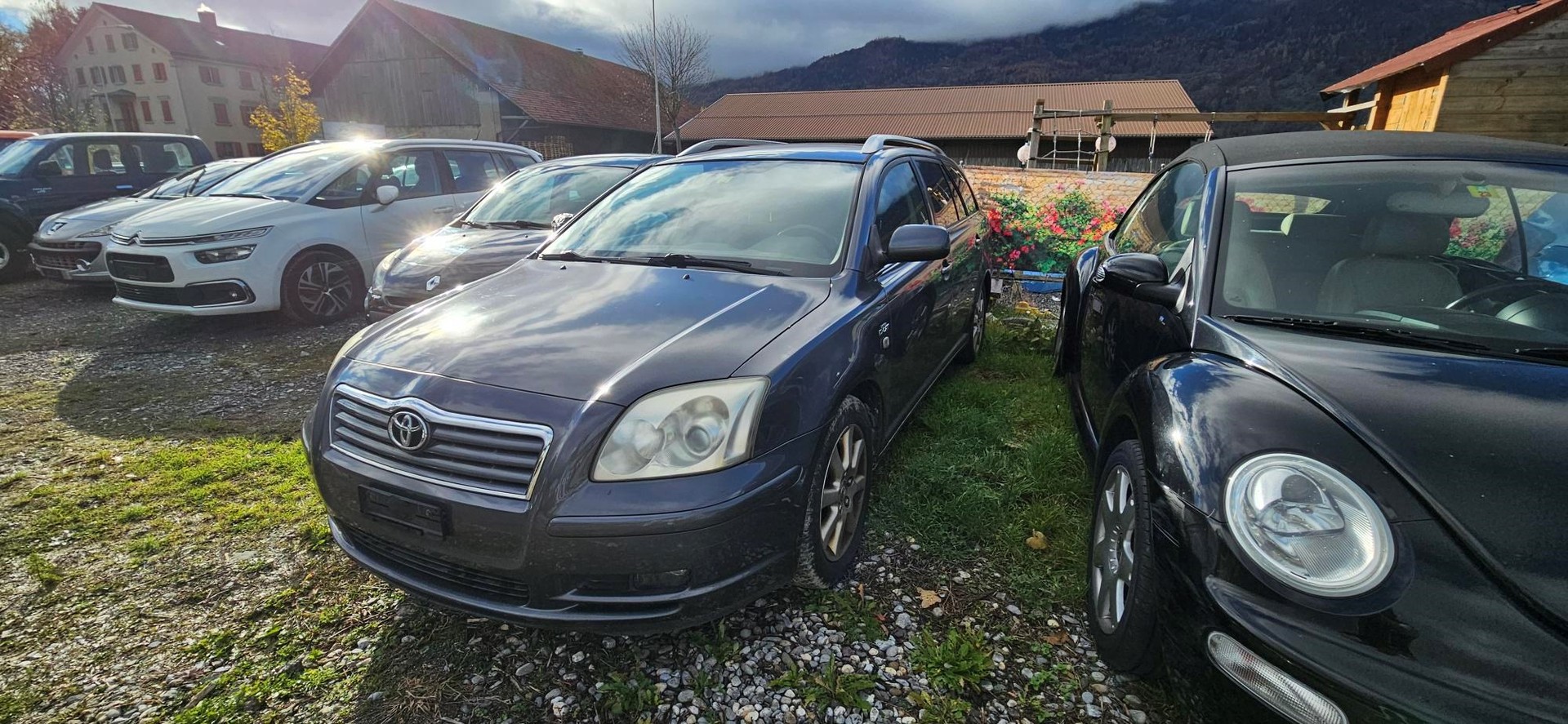 TOYOTA Avensis 2.2D-4 D Linea Sol Sportswagon-image-1