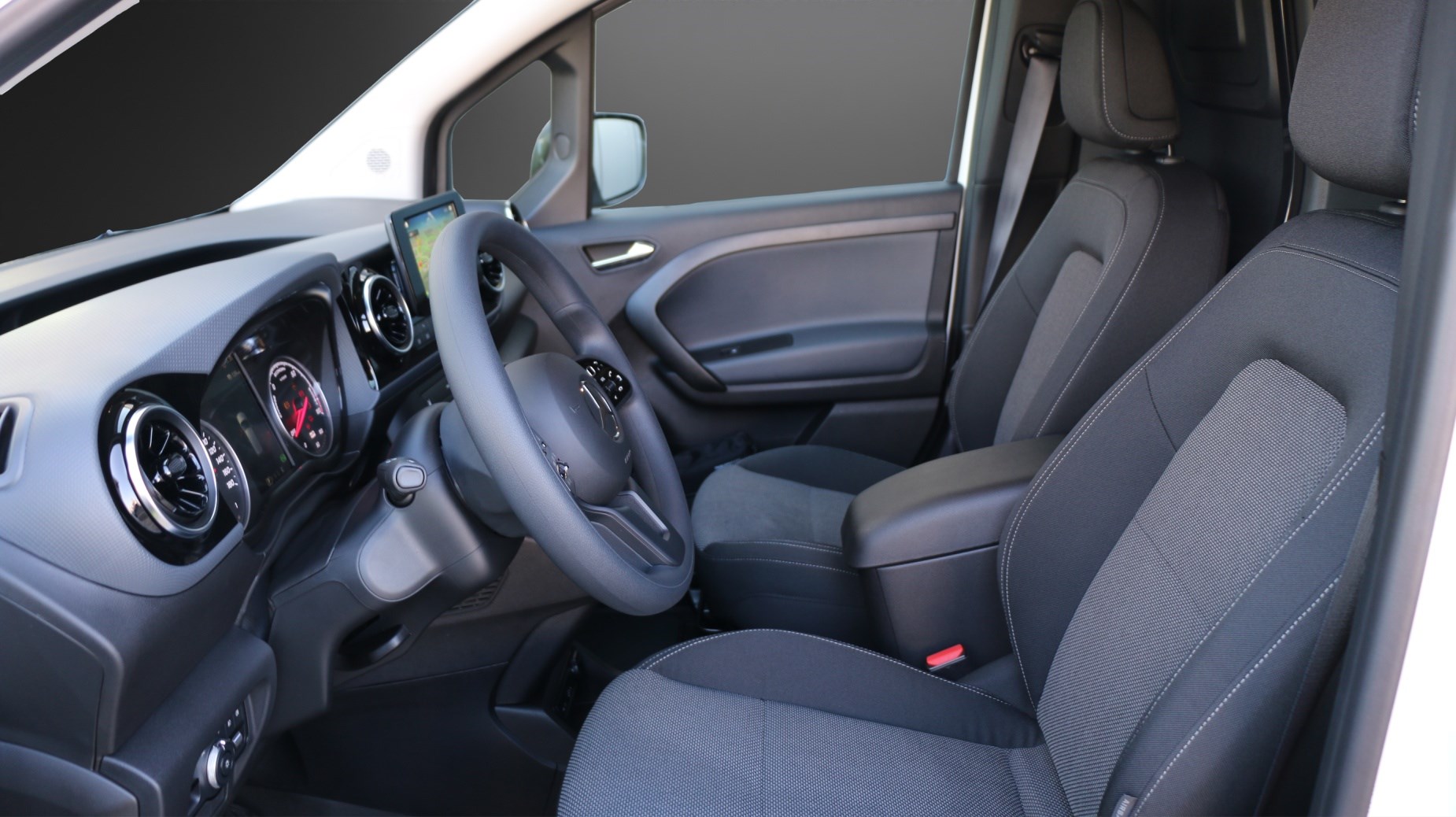 MERCEDES-BENZ ECITAN Standard 2716mm S 45KWh-image-4