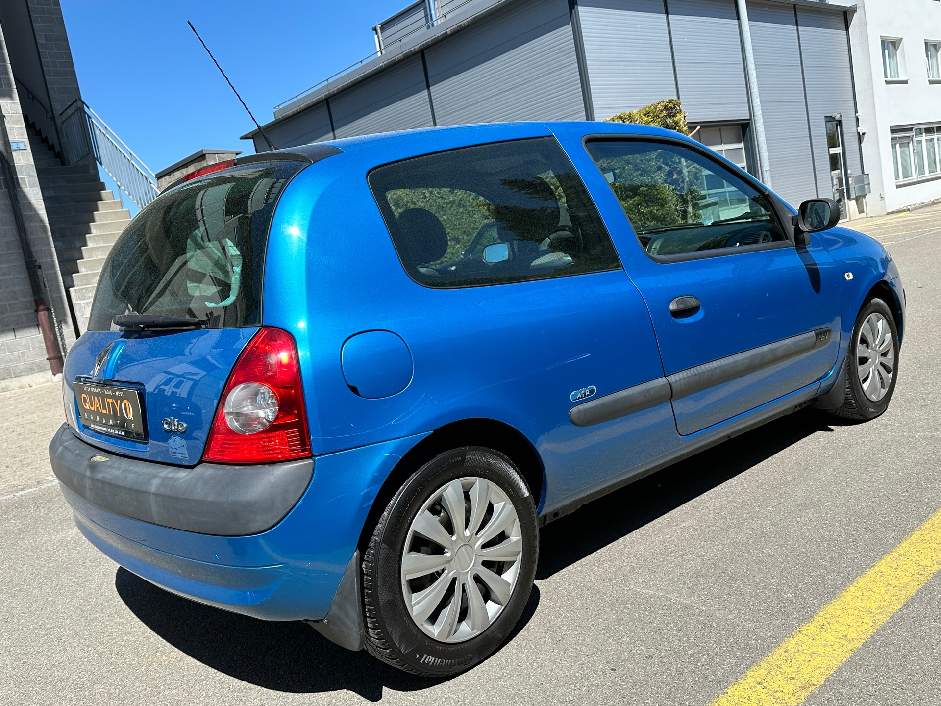 RENAULT Clio 1.2 16V Expression Confort-image-5
