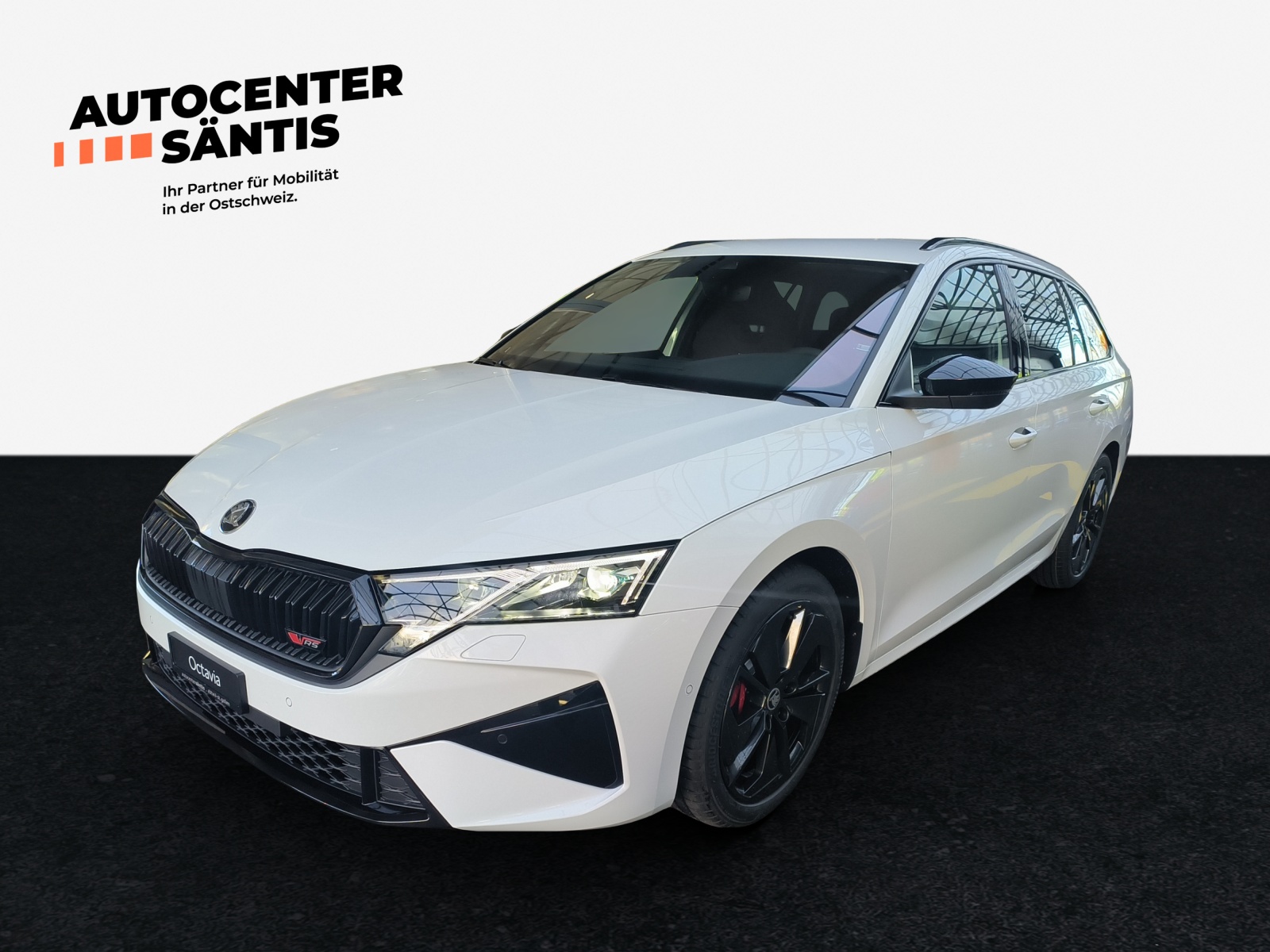 SKODA Octavia Combi 2.0 TSI DSG RS-image-0