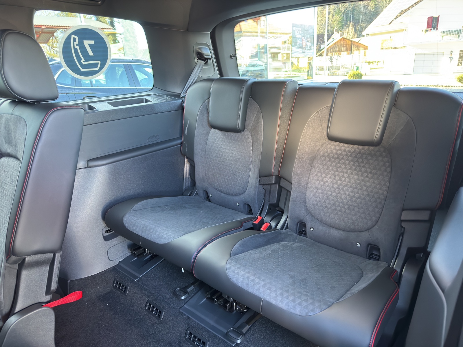 VW ID.Buzz LWB GTX 4 Motion-image-15
