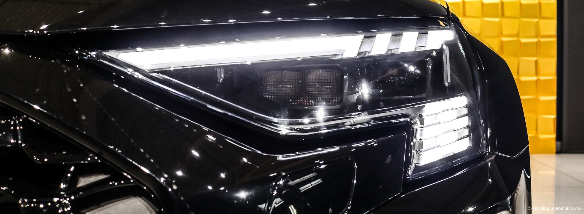 AUDI RS3 Limousine 2.5 TSI quattro S-tronic FULL-image-11