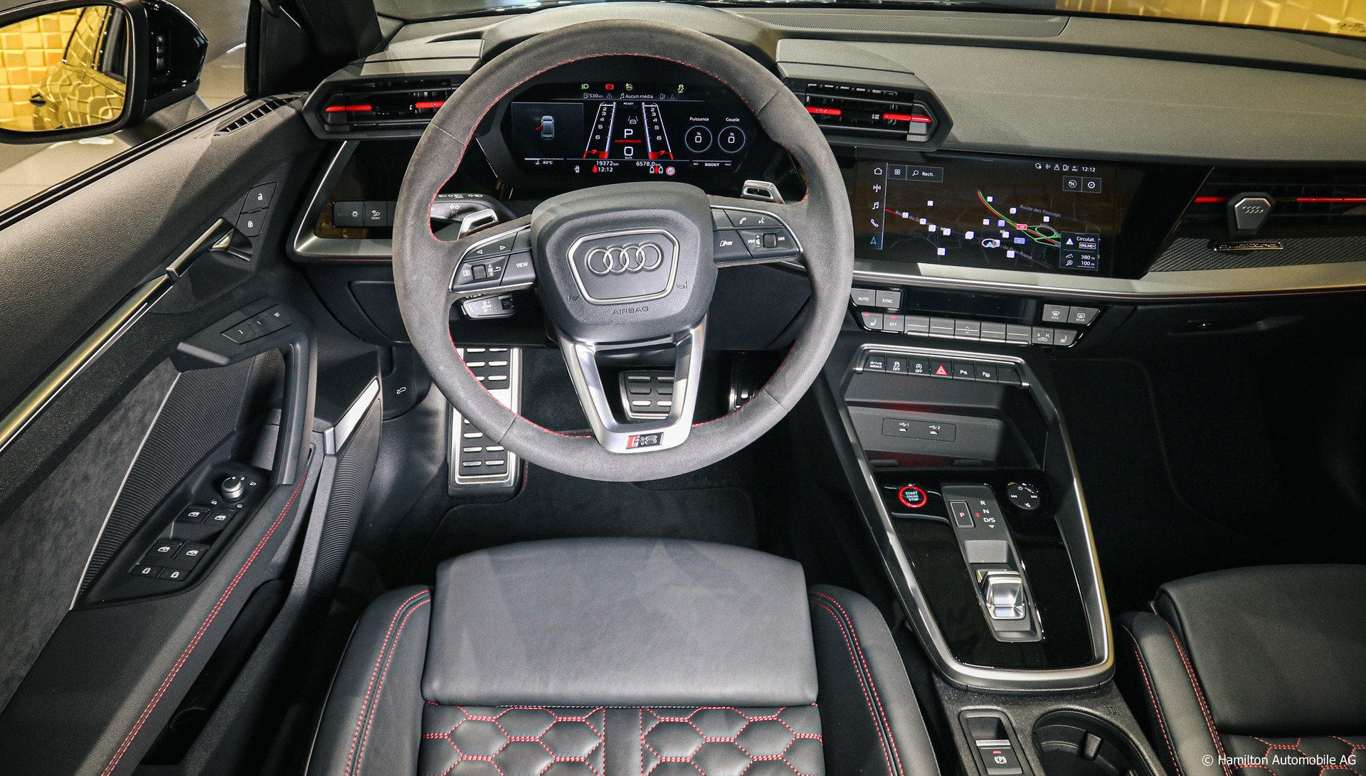 AUDI RS3 Limousine 2.5 TSI quattro S-tronic FULL-image-19