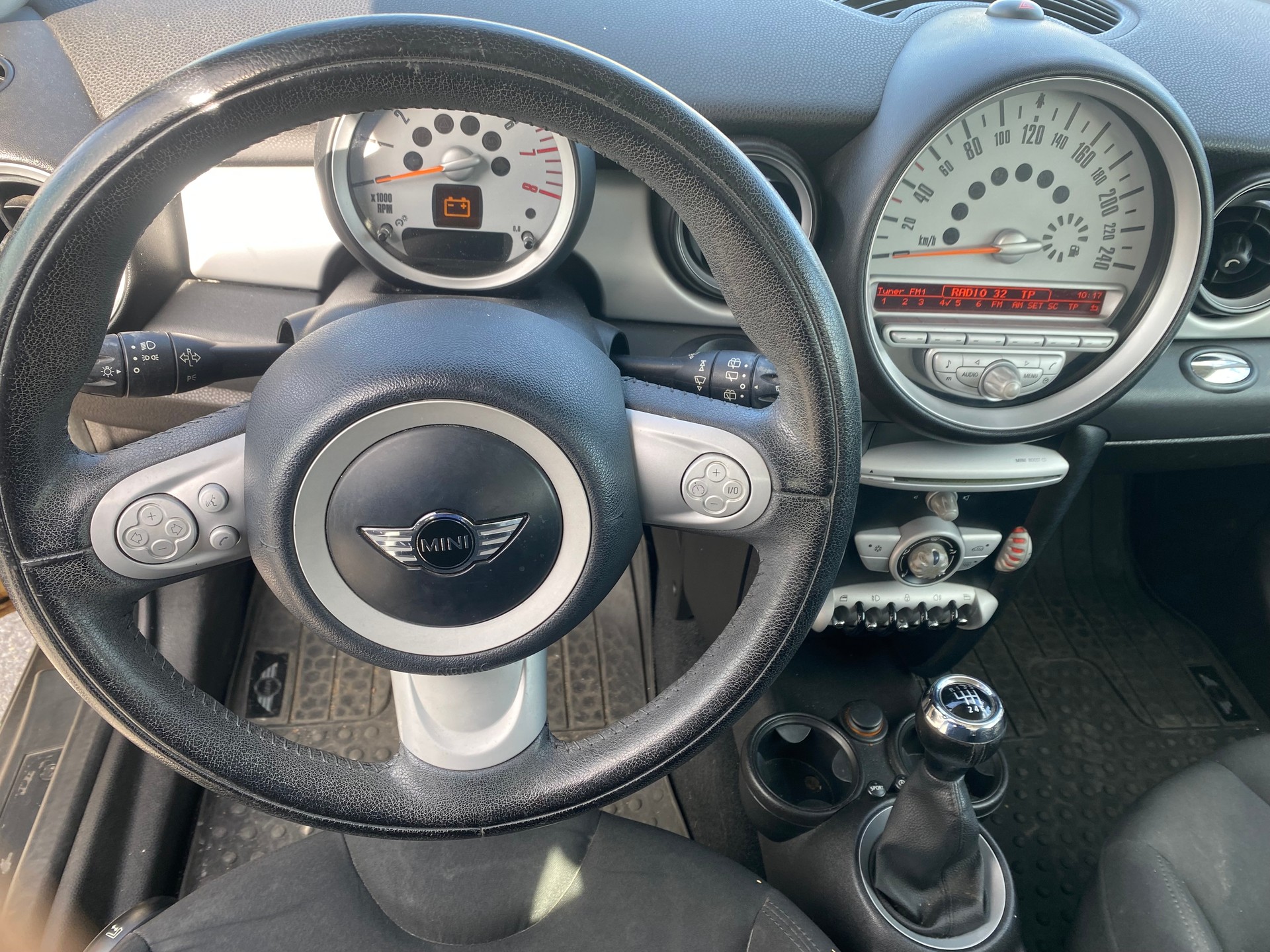MINI One-image-5