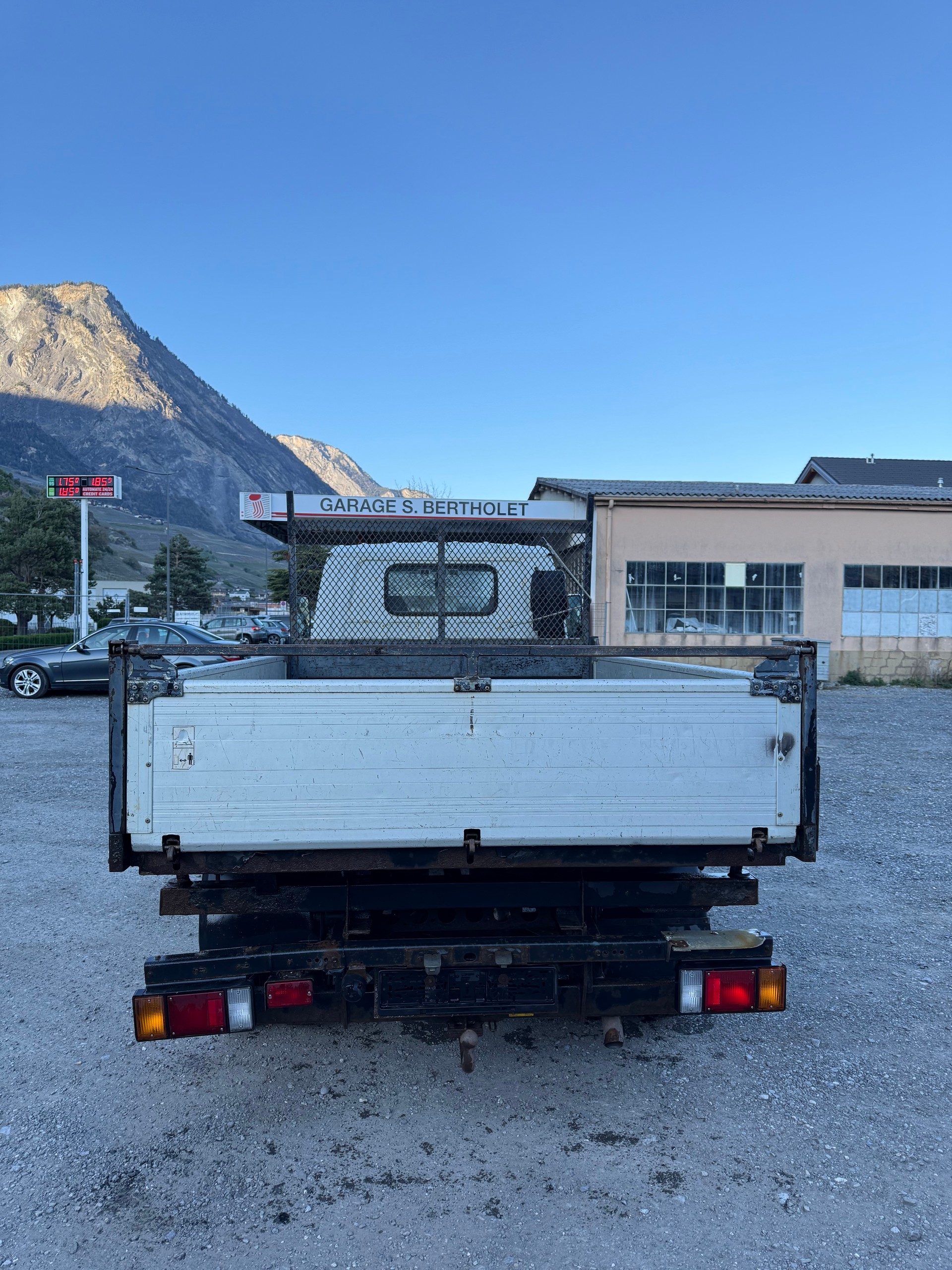 ISUZU NKR 85 - K 35Y07-image-7