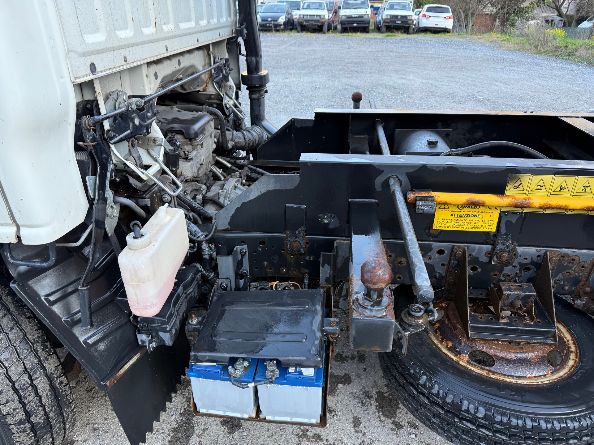 ISUZU NKR 85 - K 35Y07-image-11