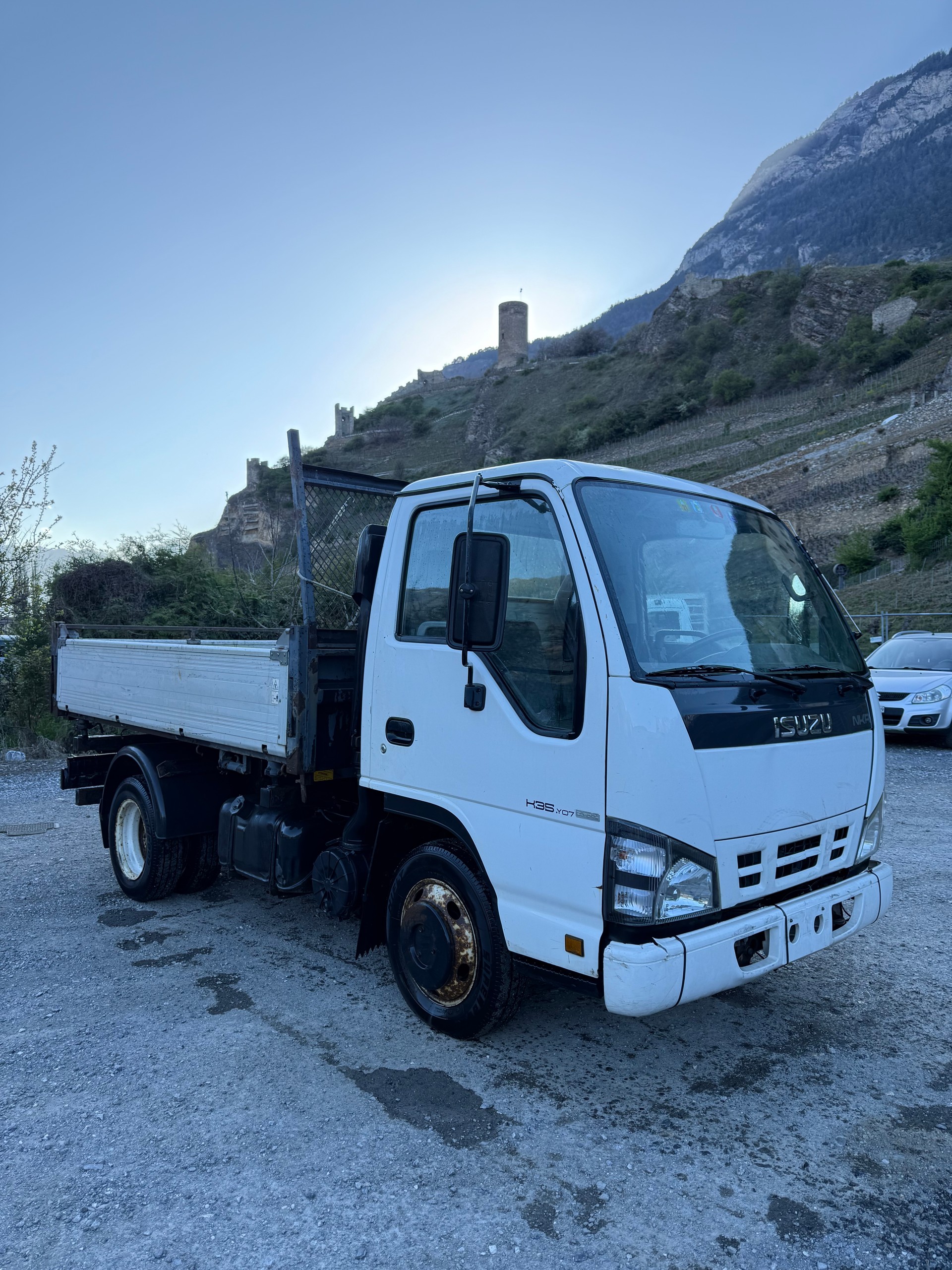 ISUZU NKR 85 - K 35Y07-image-1