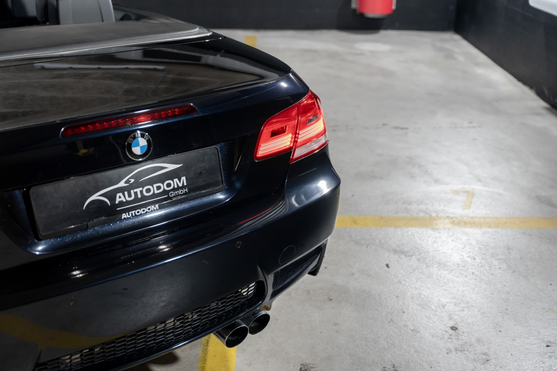 BMW M3 Cabriolet-image-4