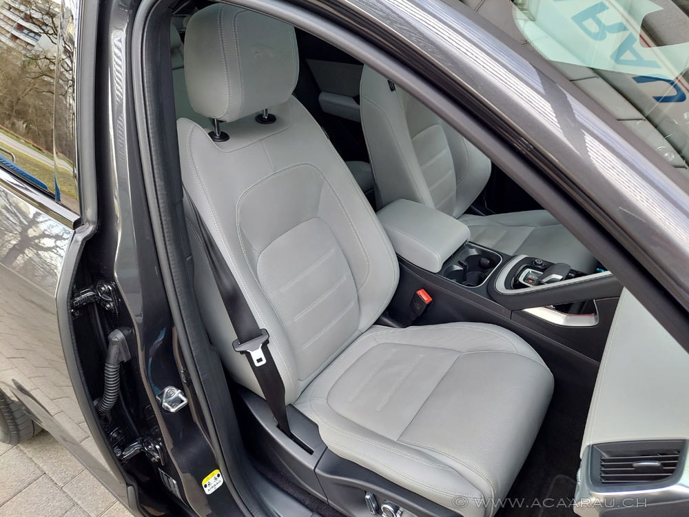 JAGUAR E-Pace 1.5 P300e R-Dynamic AWD HSE / Video : https://youtu.be/Iq_MVGWVXyE / Bilder : https://youtu.be/w_55yssFC3c-image-25