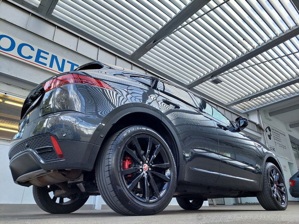 JAGUAR E-Pace 1.5 P300e R-Dynamic AWD HSE / Video : https://youtu.be/Iq_MVGWVXyE / Bilder : https://youtu.be/w_55yssFC3c-image-2