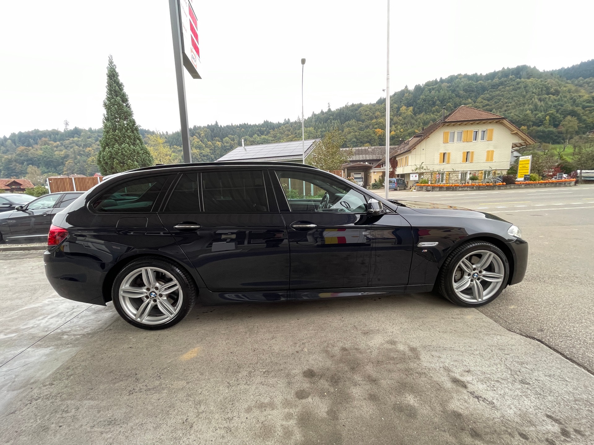BMW 535d Touring xDrive Steptronic-image-4