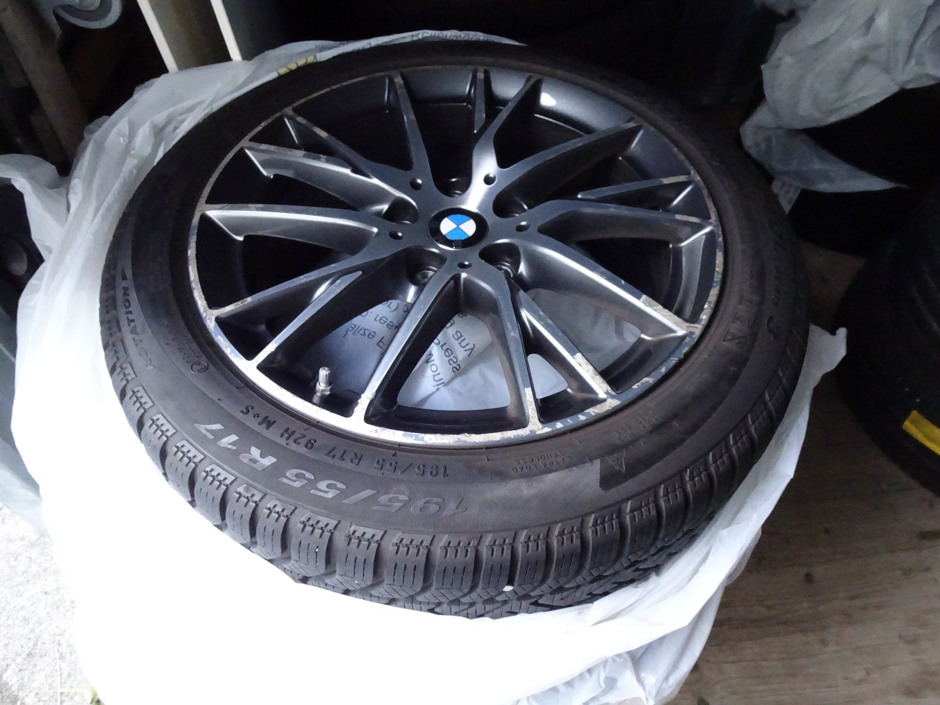 BMW 220i Active Tourer Steptronic-image-14