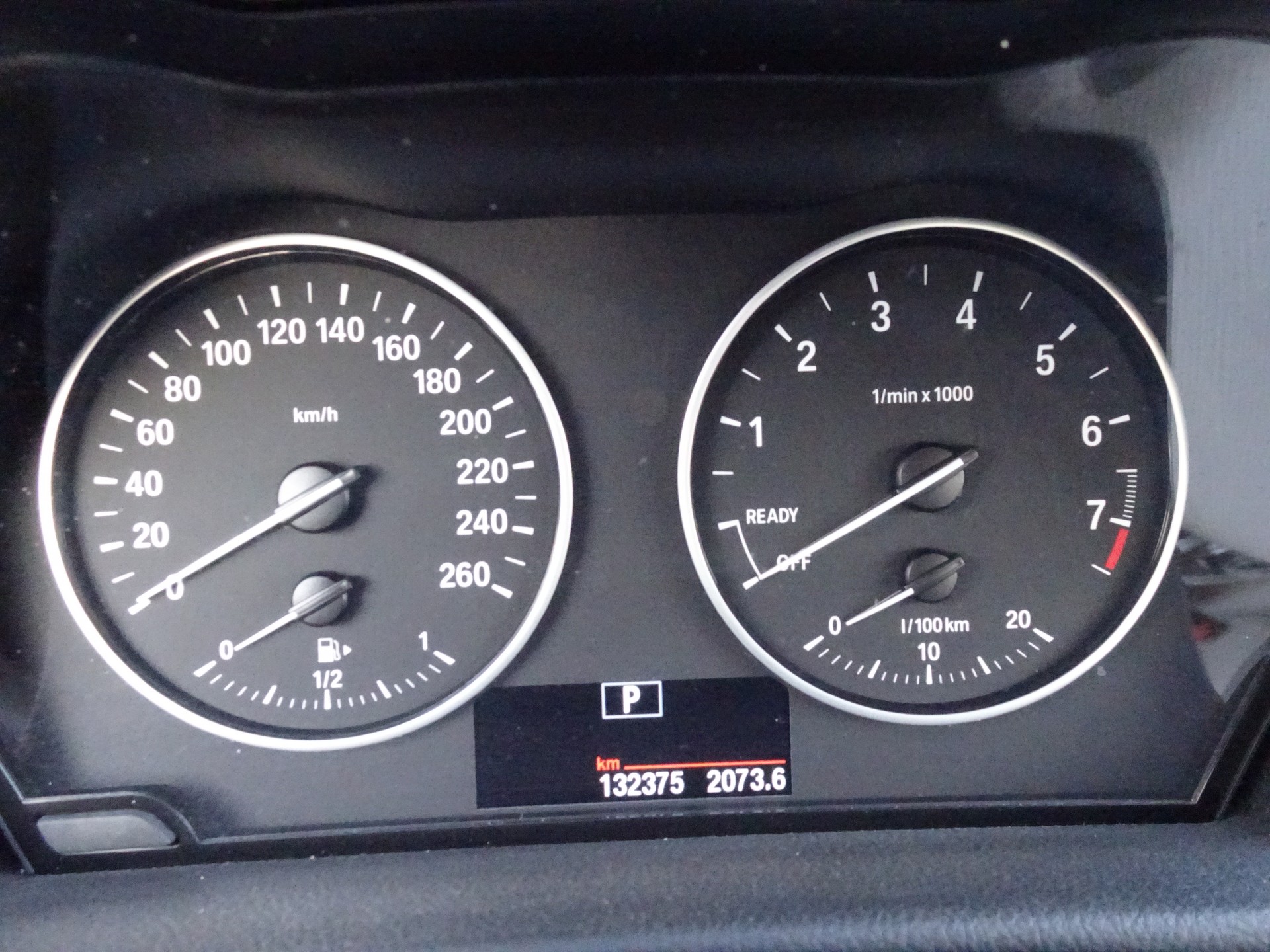 BMW 220i Active Tourer Steptronic-image-13